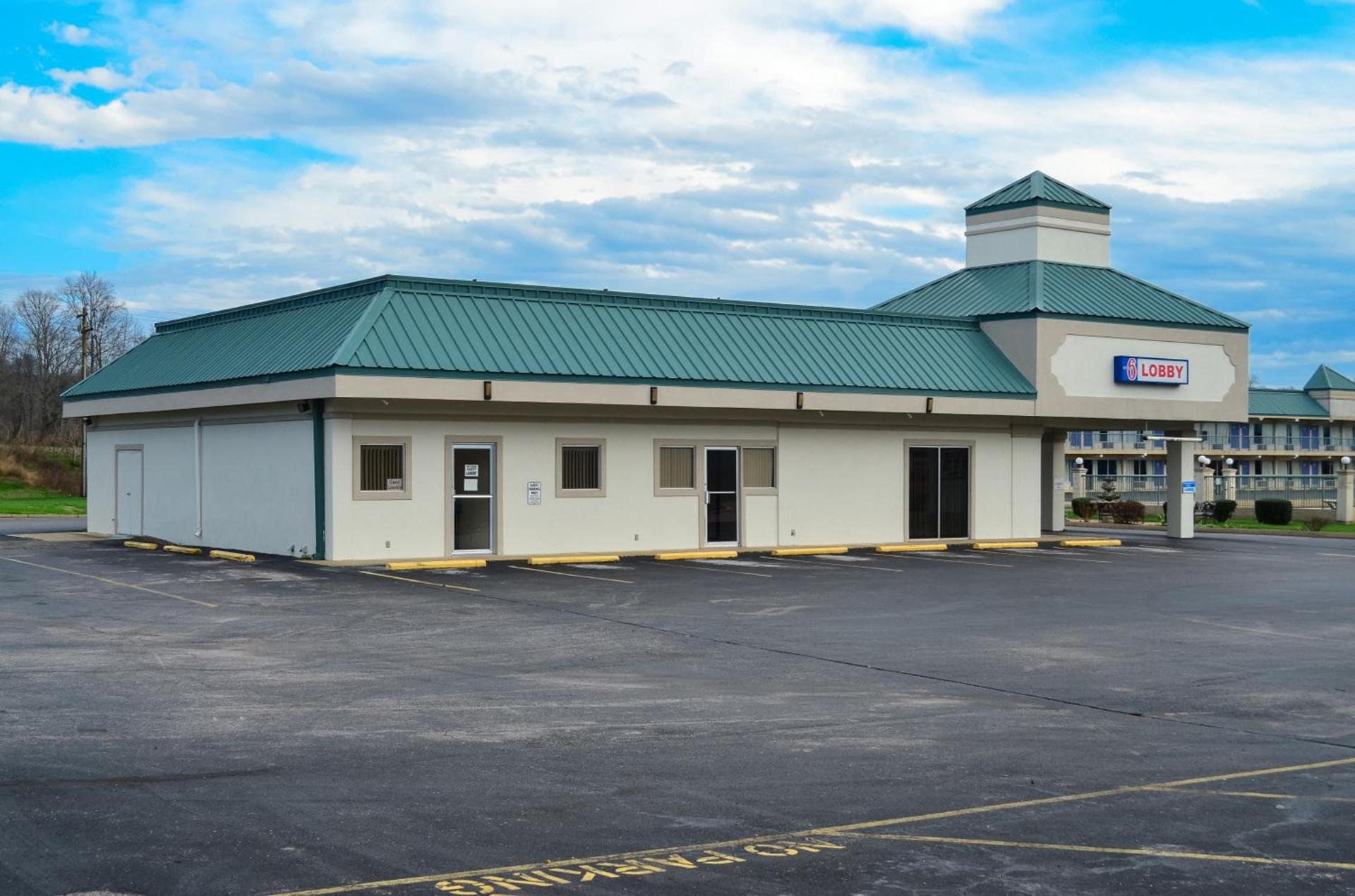Motel 6-Pulaski, TN photo 26