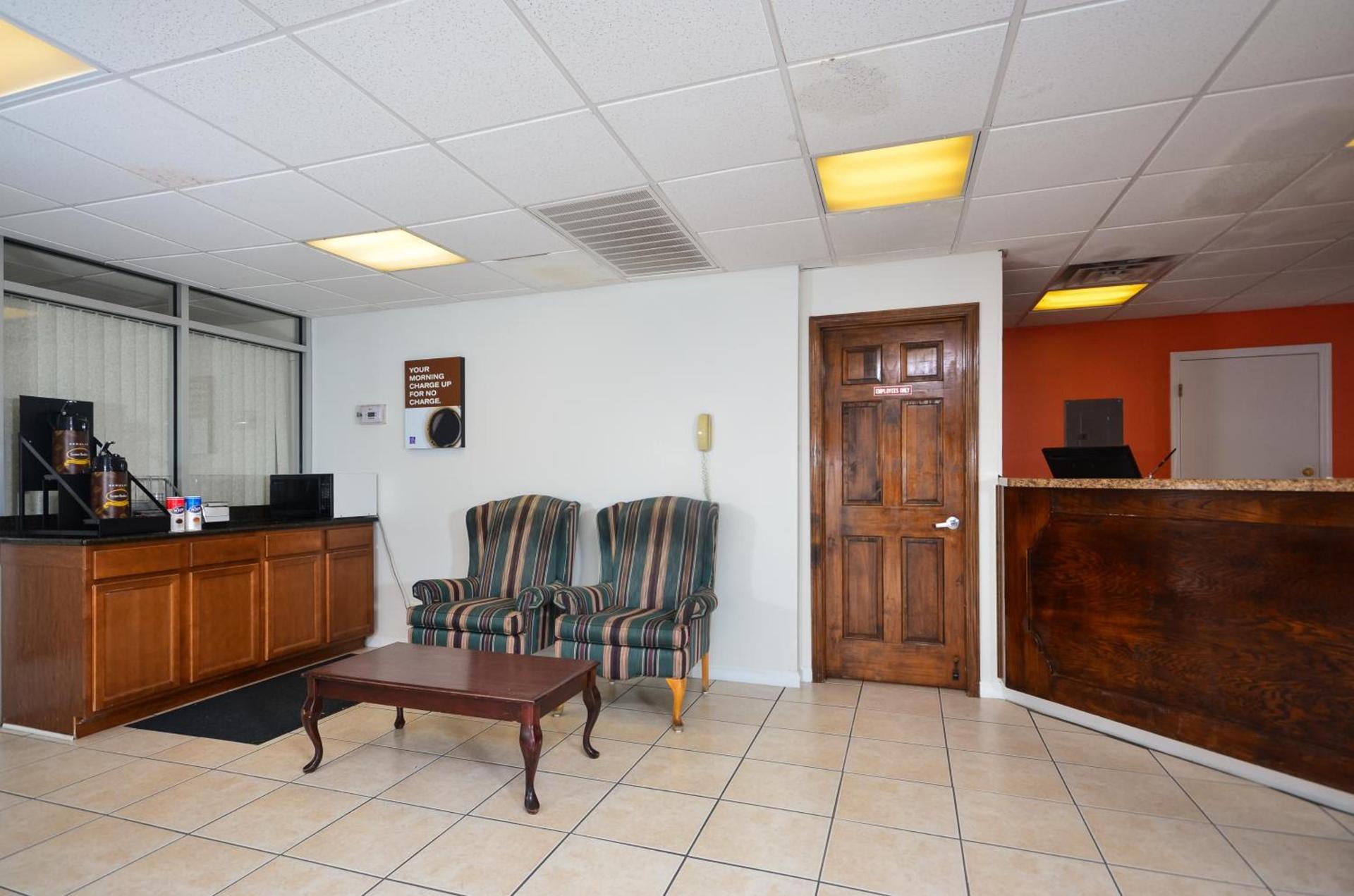 Motel 6-Pulaski, TN photo 40