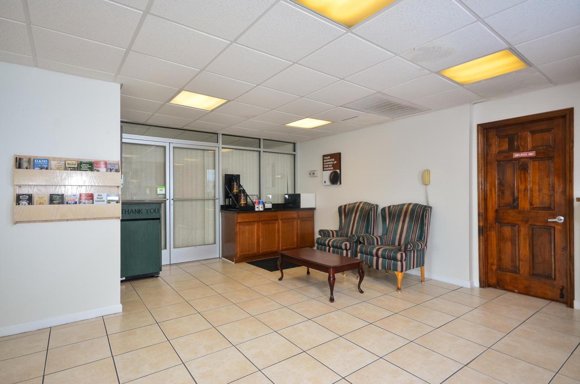 Motel 6-Pulaski, TN photo 42