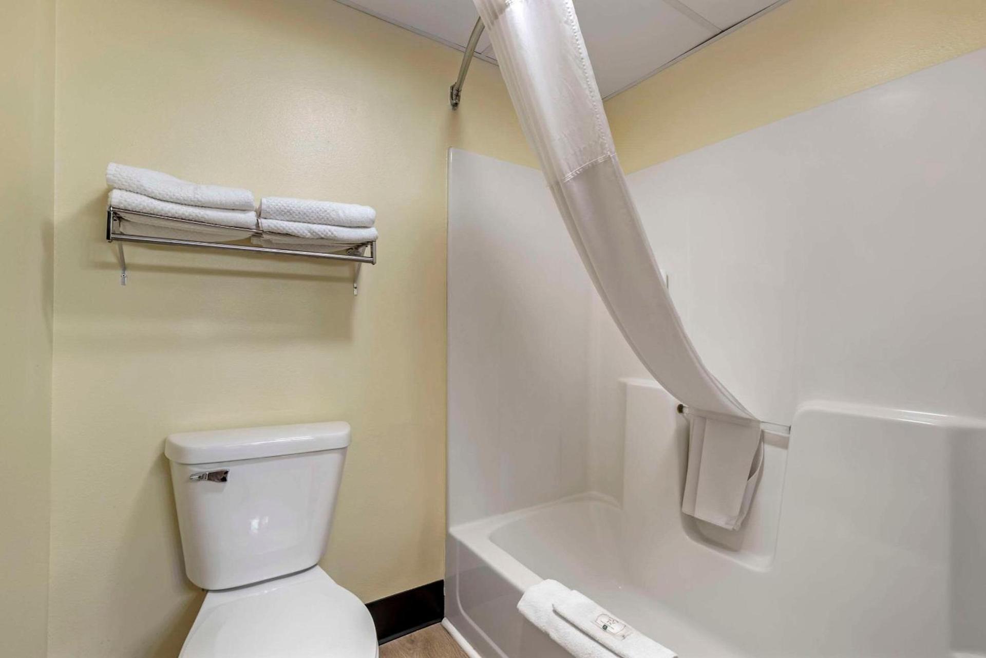 Quality Inn Indianola photo 6