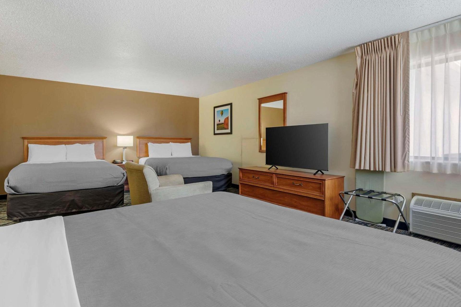 Quality Inn Indianola photo 11