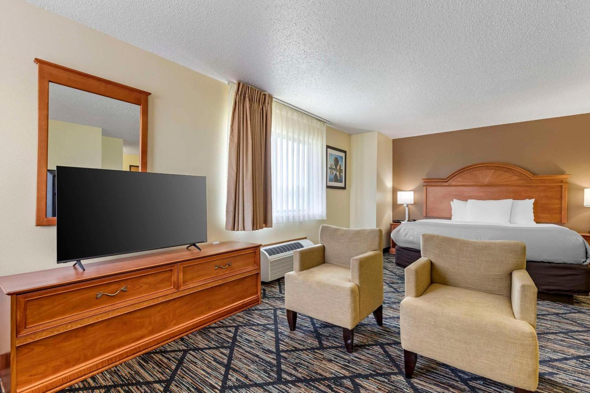 Quality Inn Indianola photo 25