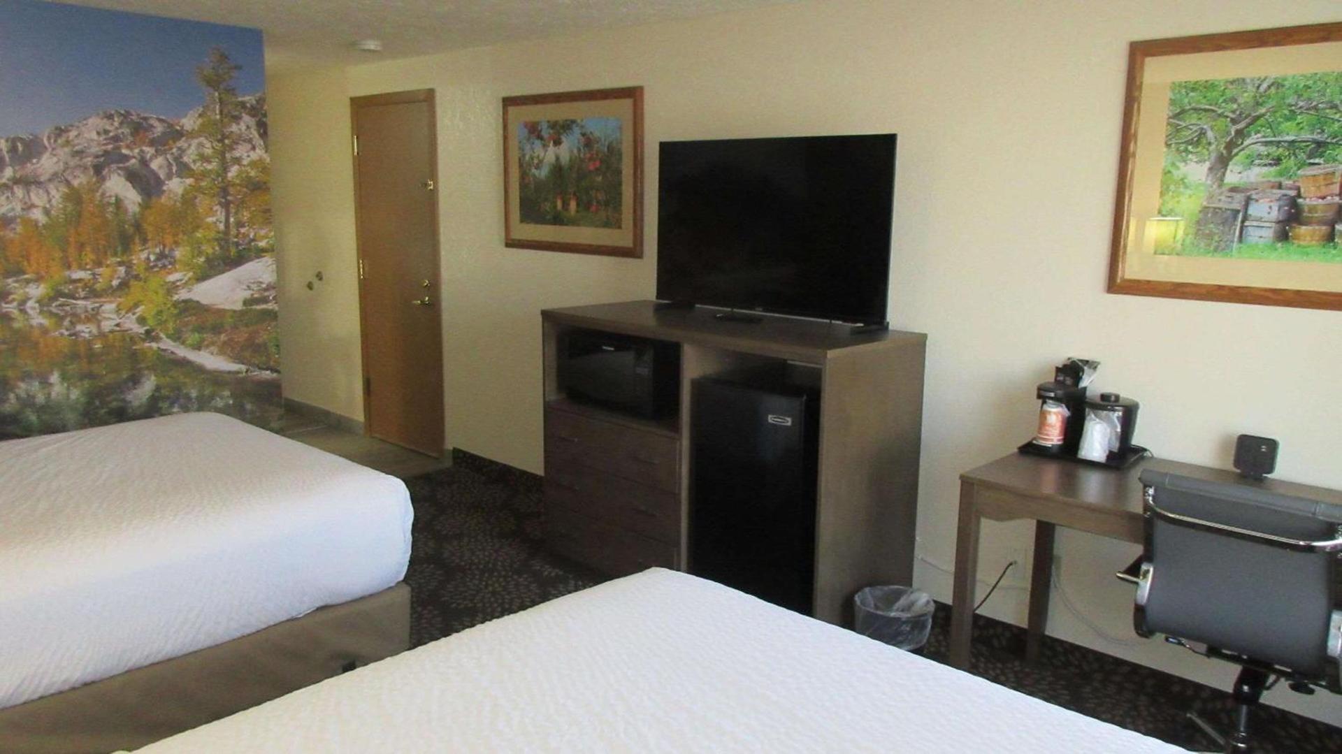 Clarion Pointe Wenatchee photo 13