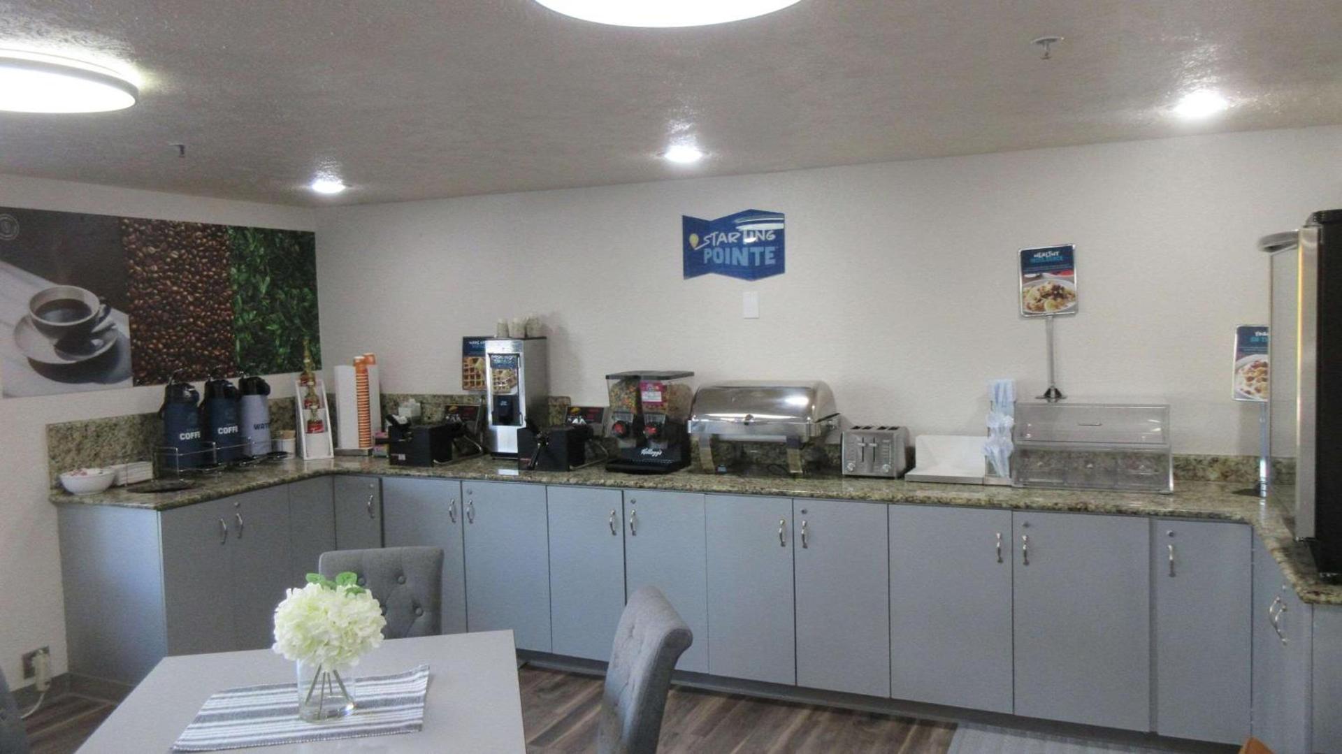 Clarion Pointe Wenatchee photo 23