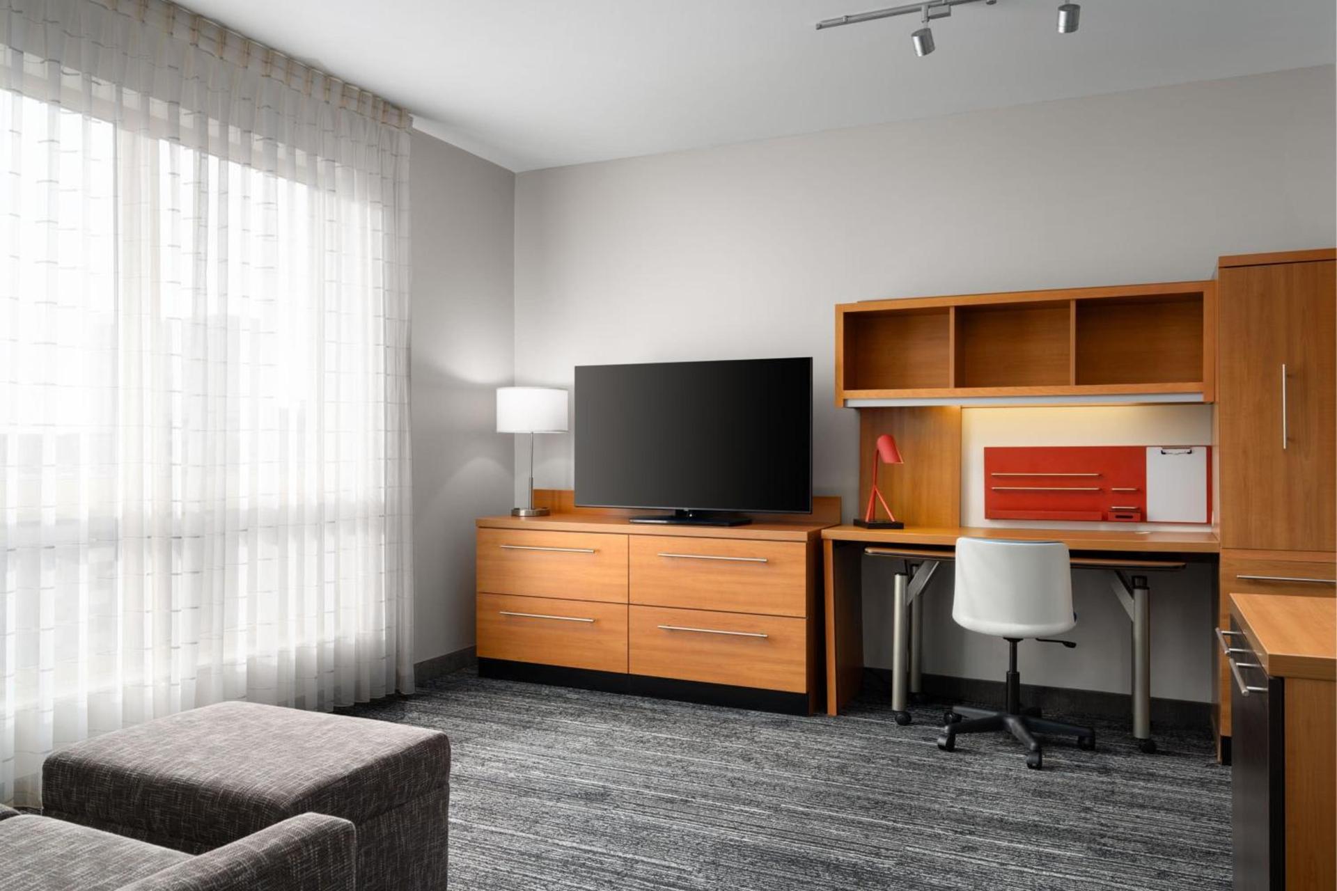TownePlace Suites by Marriott Champaign photo 29