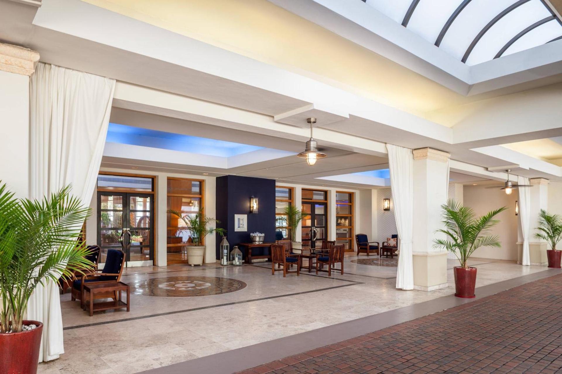 Fort Lauderdale Marriott Harbor Beach Resort & Spa photo 6