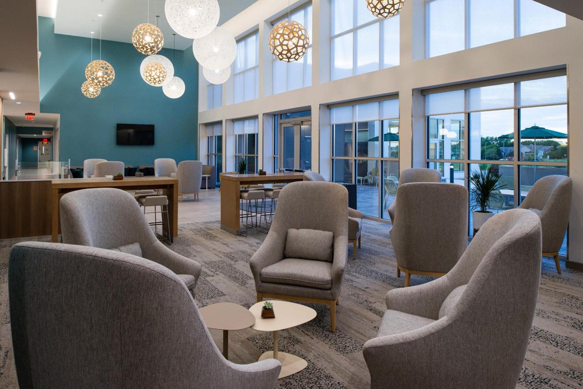 Element by Marriott Overland Park photo 9