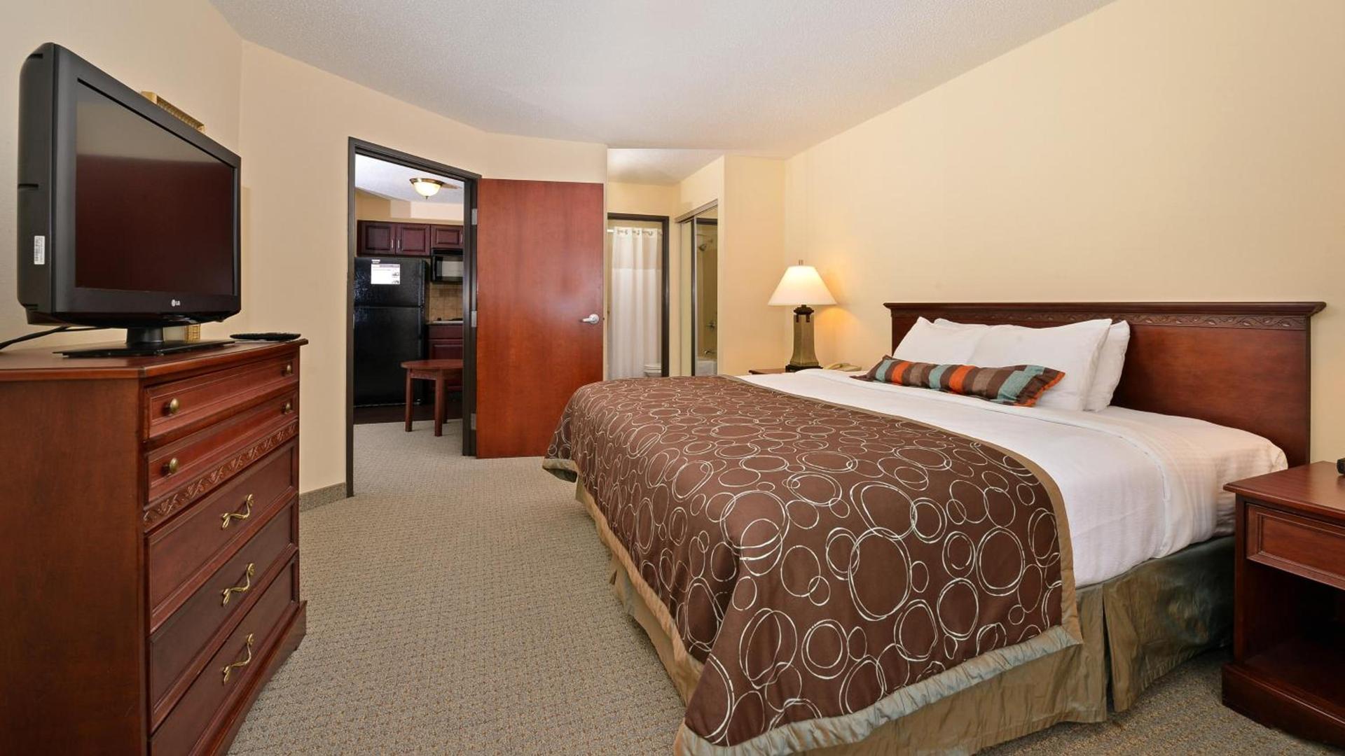 Staybridge Suites West Des Moines by IHG photo 91