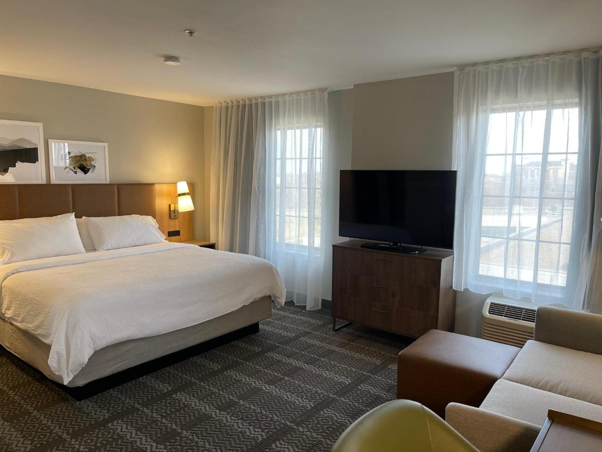 Staybridge Suites West Des Moines by IHG photo 97