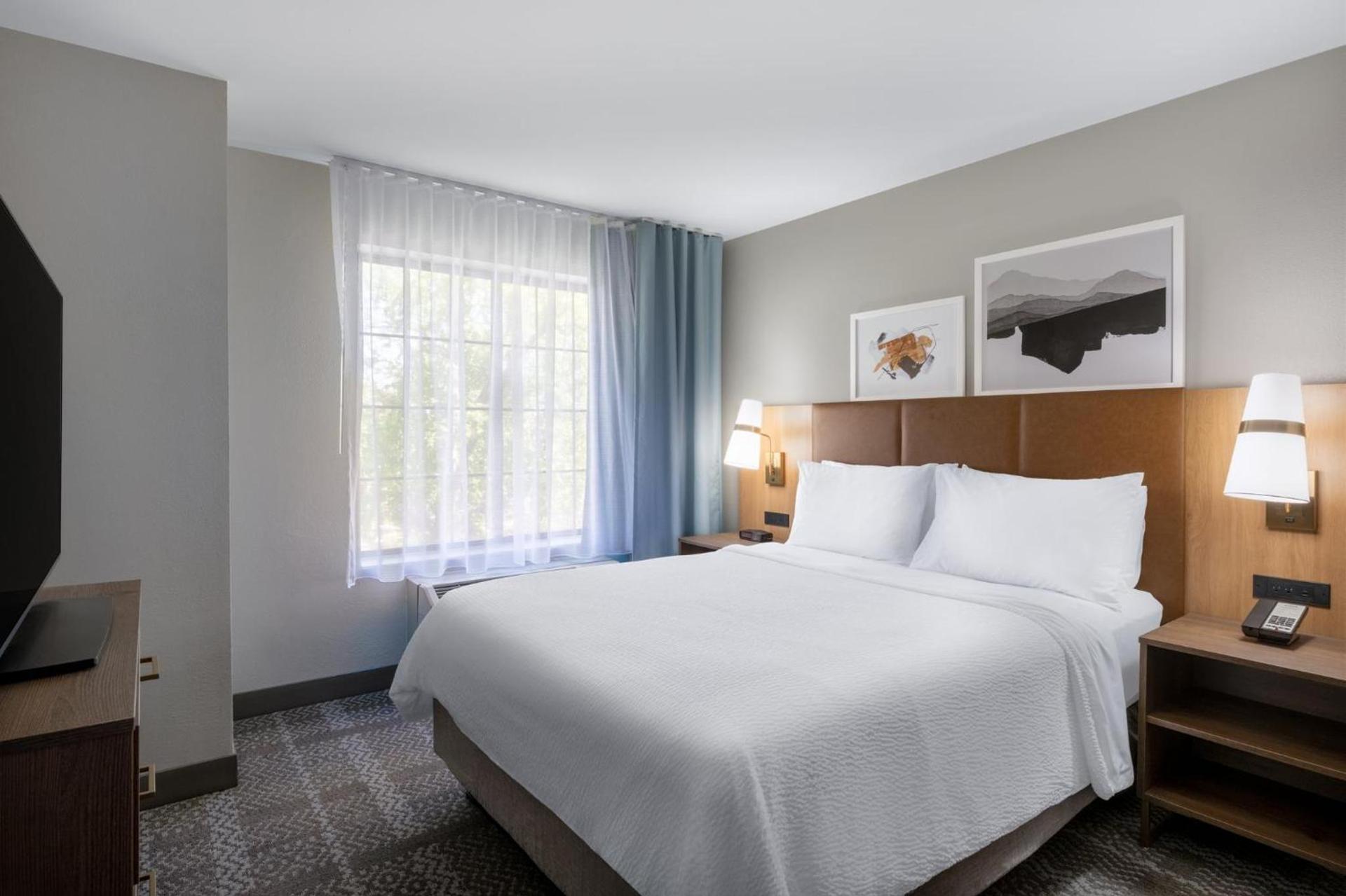 Staybridge Suites West Des Moines by IHG photo 99