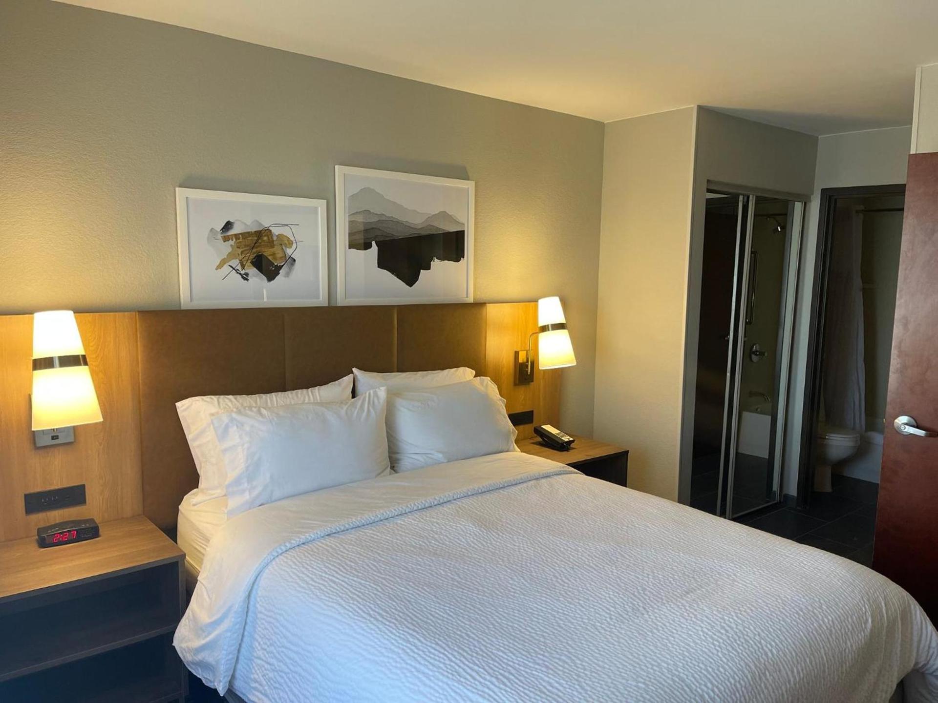 Staybridge Suites West Des Moines by IHG photo 100
