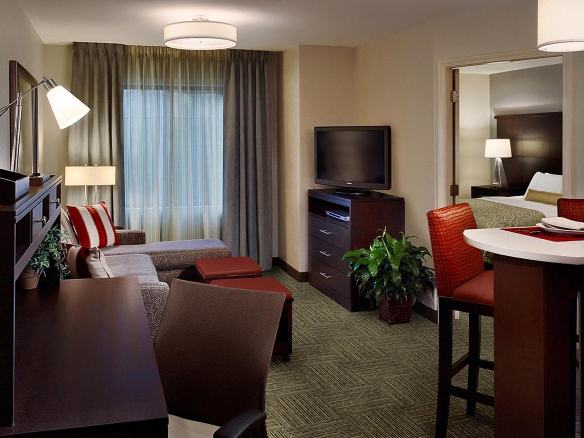 Staybridge Suites Auburn Hills by IHG photo 43