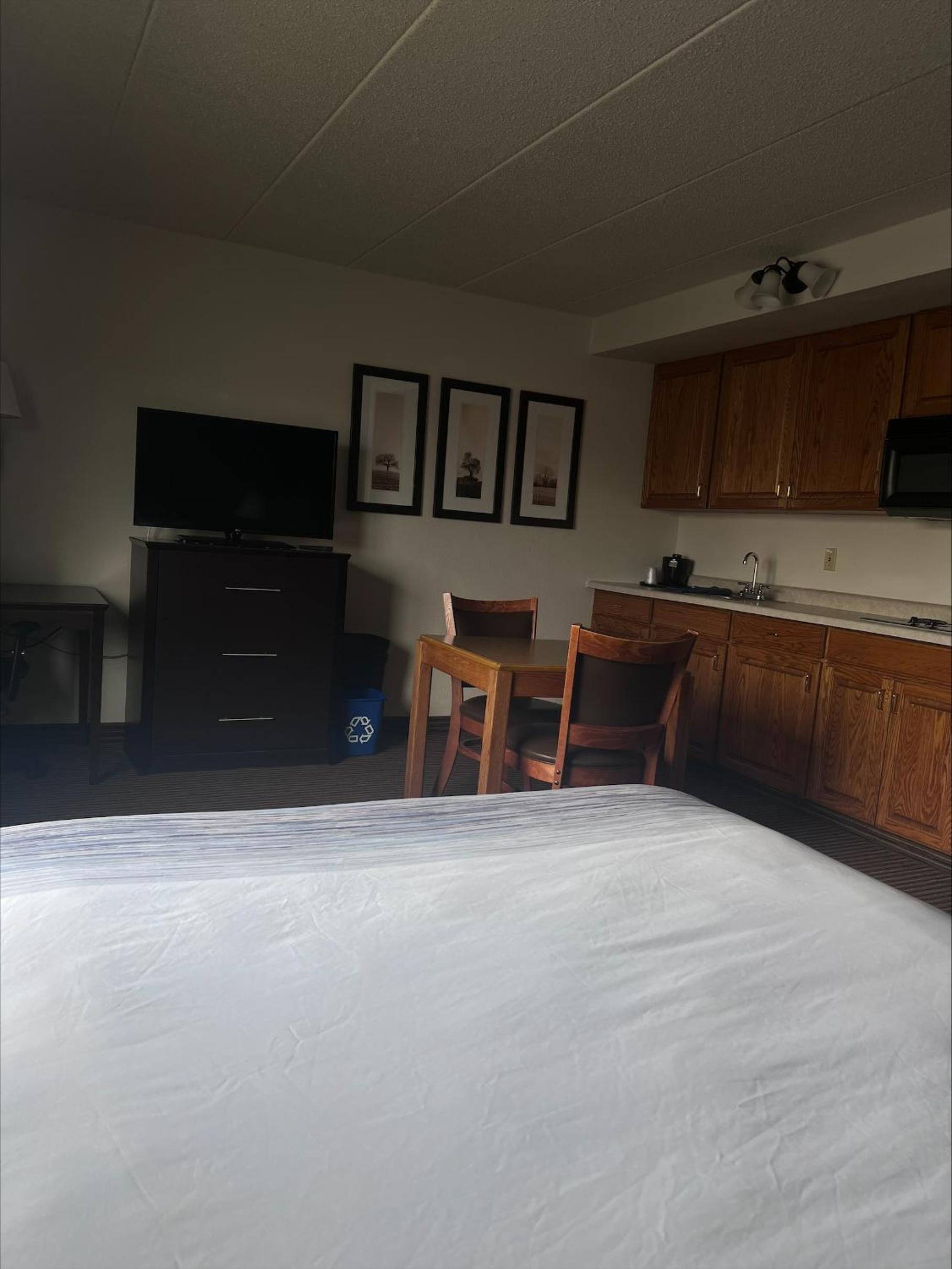 AmericInn by Wyndham Menominee photo 71