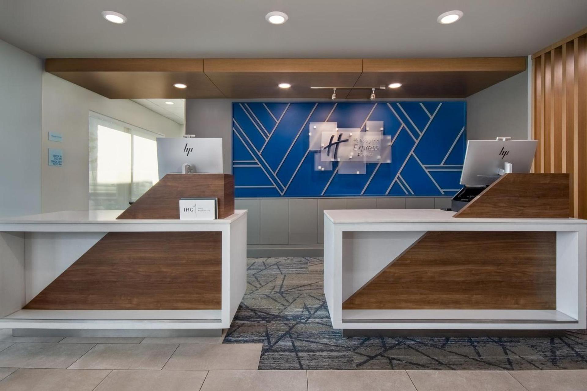 Holiday Inn Express & Suites Muskegon - Grand Haven by IHG photo 40