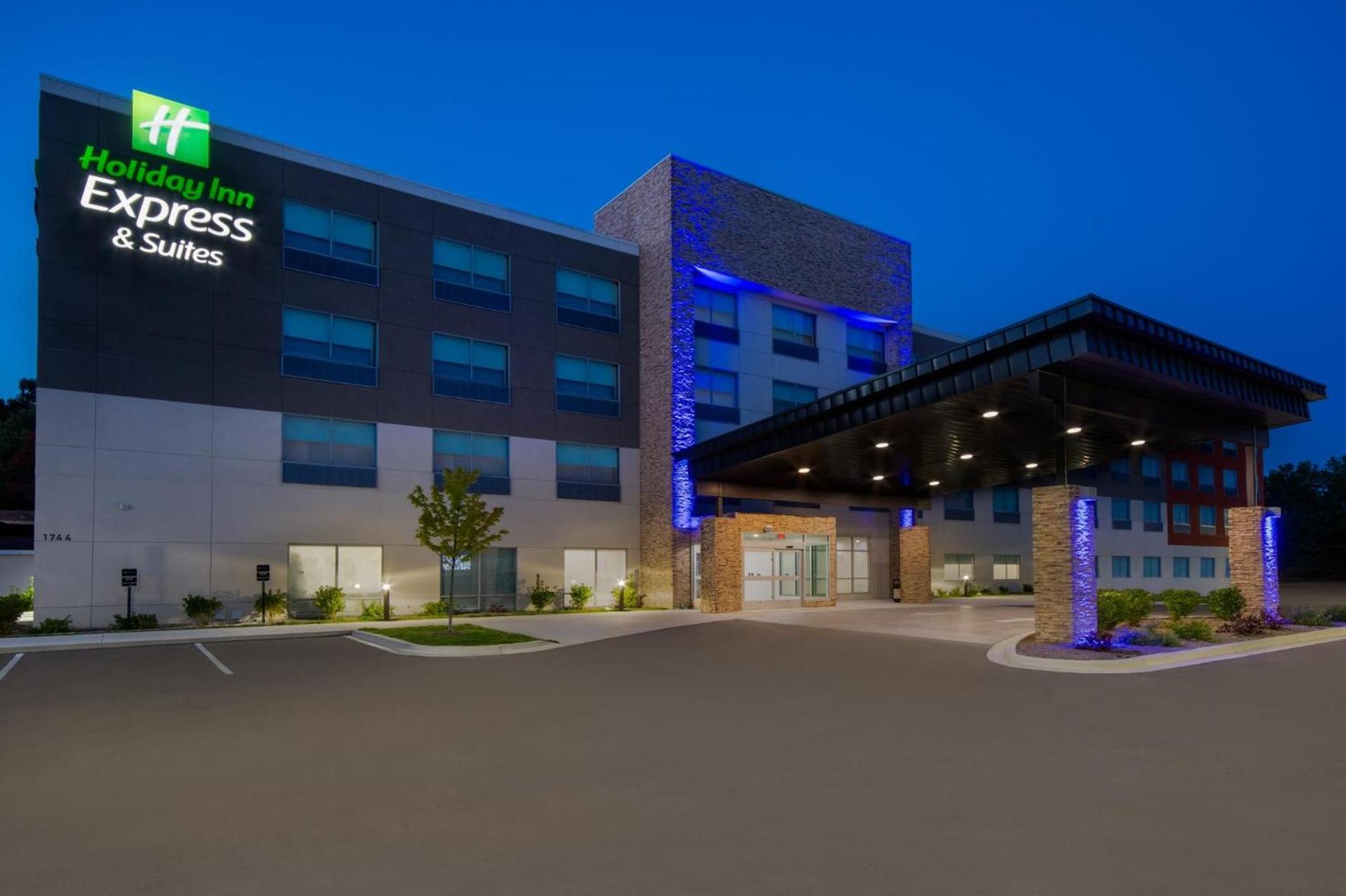 Holiday Inn Express & Suites Muskegon - Grand Haven by IHG photo 43
