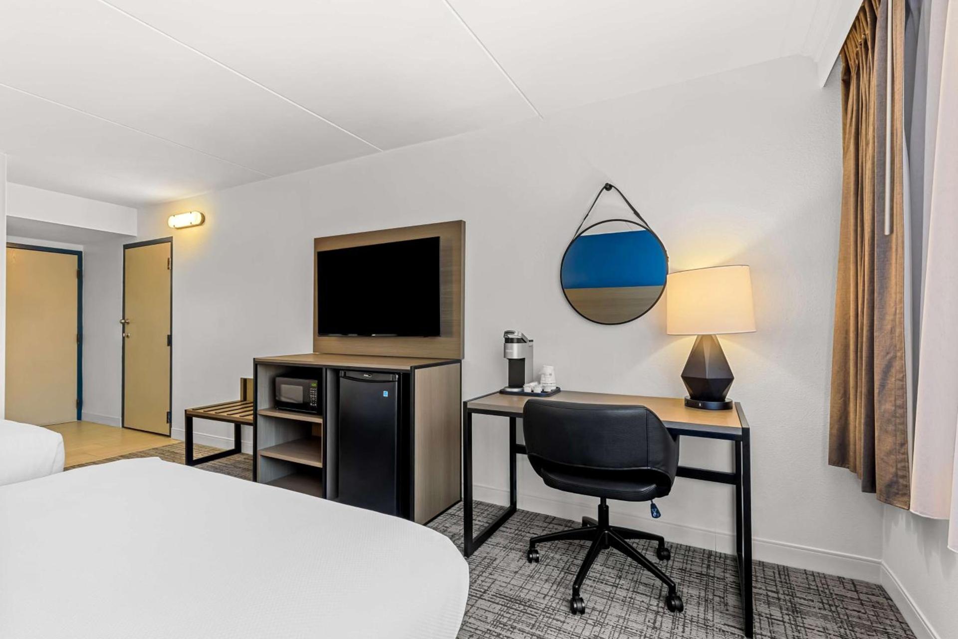 City Express by Marriott Charlotte South End photo 12