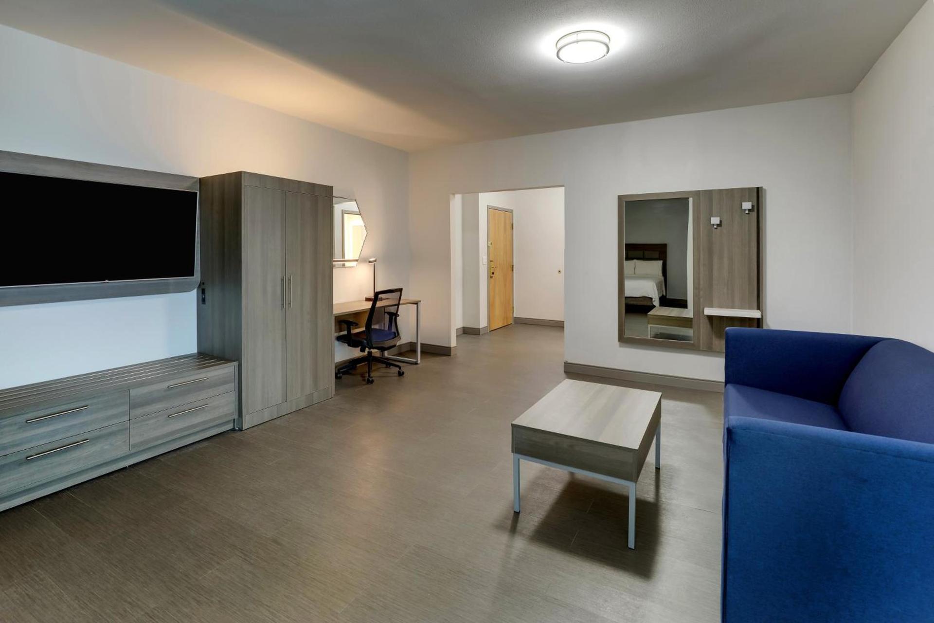 Holiday Inn Express Hotel & Suites Richmond by IHG photo 70