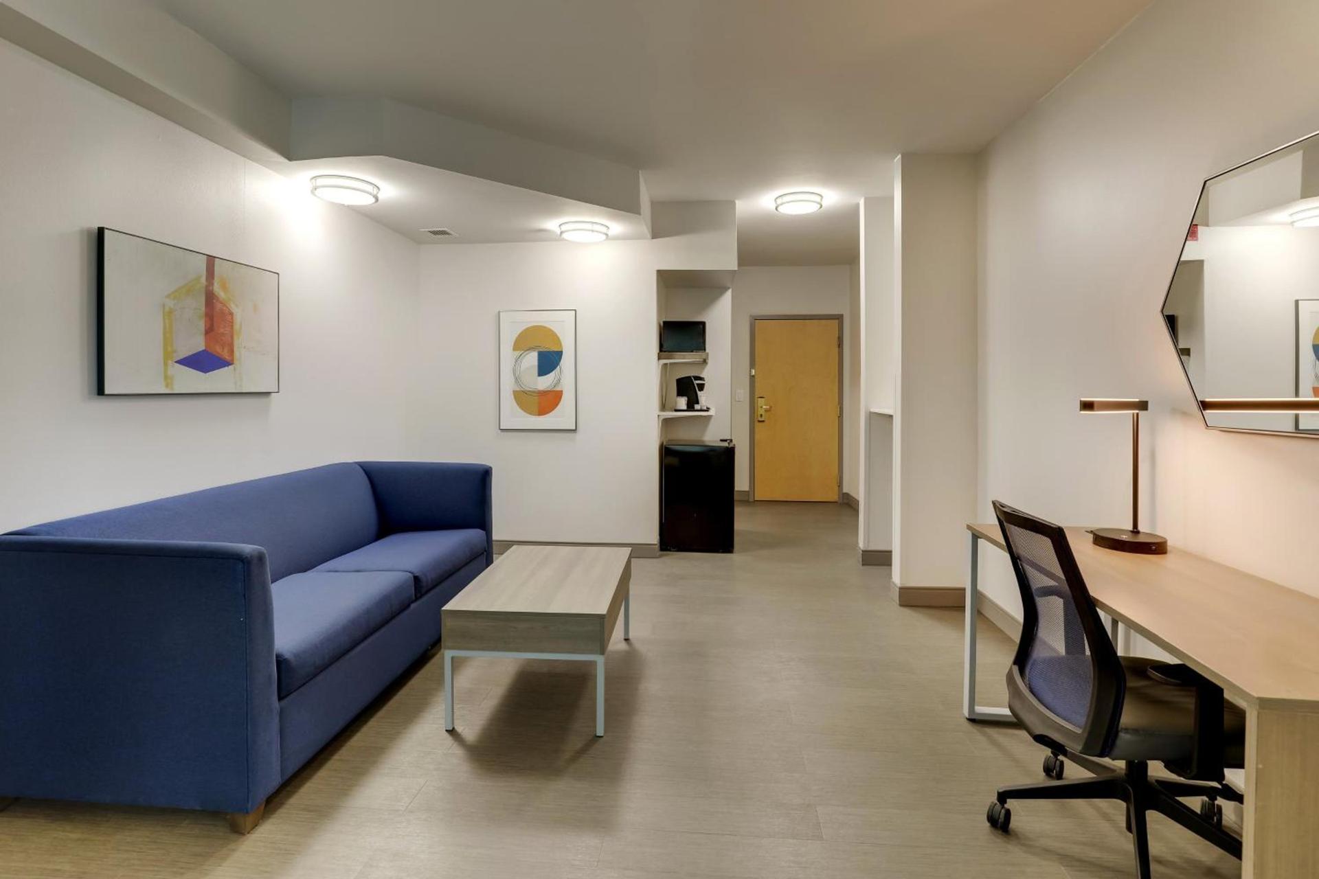 Holiday Inn Express Hotel & Suites Richmond by IHG photo 71
