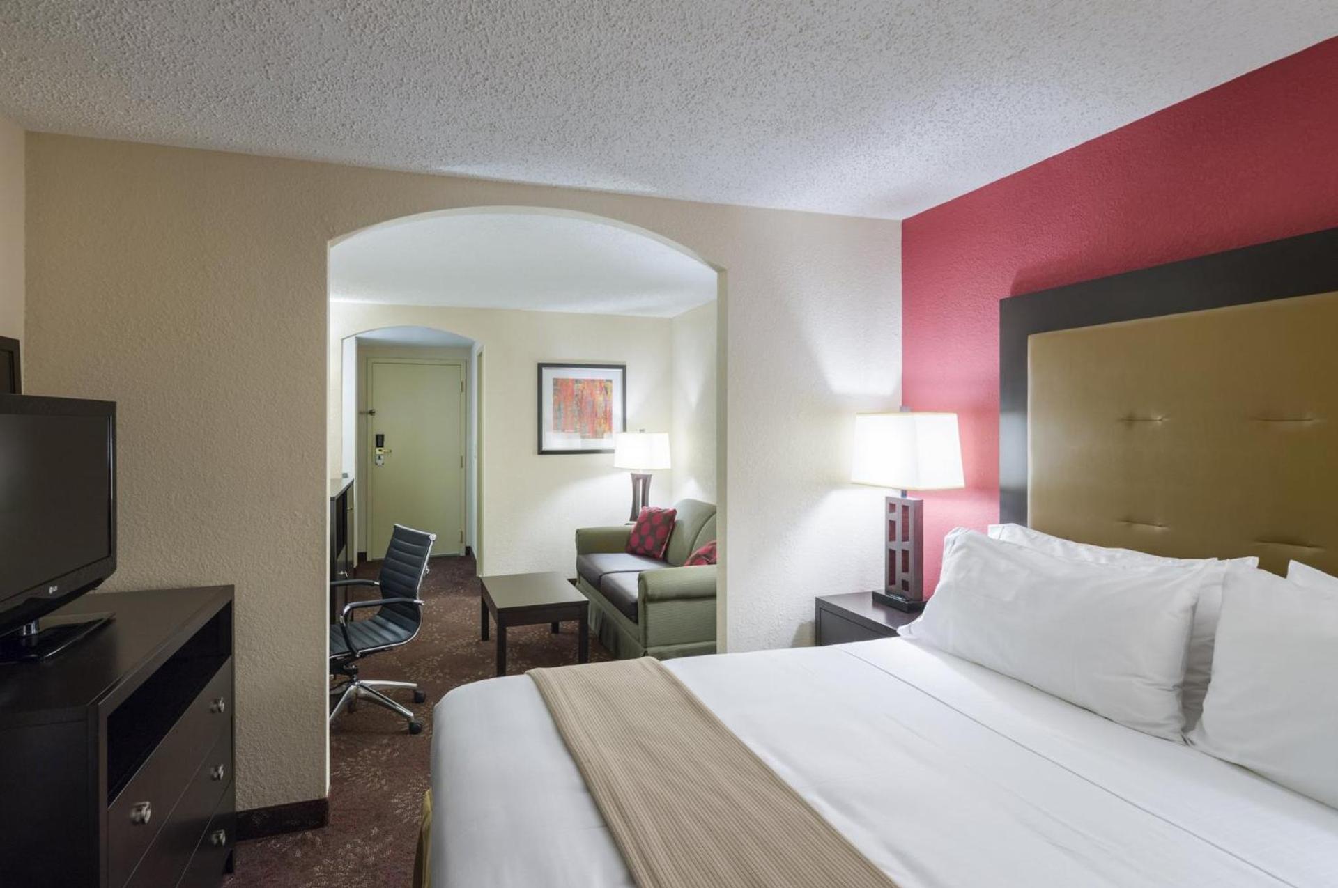 Holiday Inn Express Frazer - Malvern by IHG photo 2