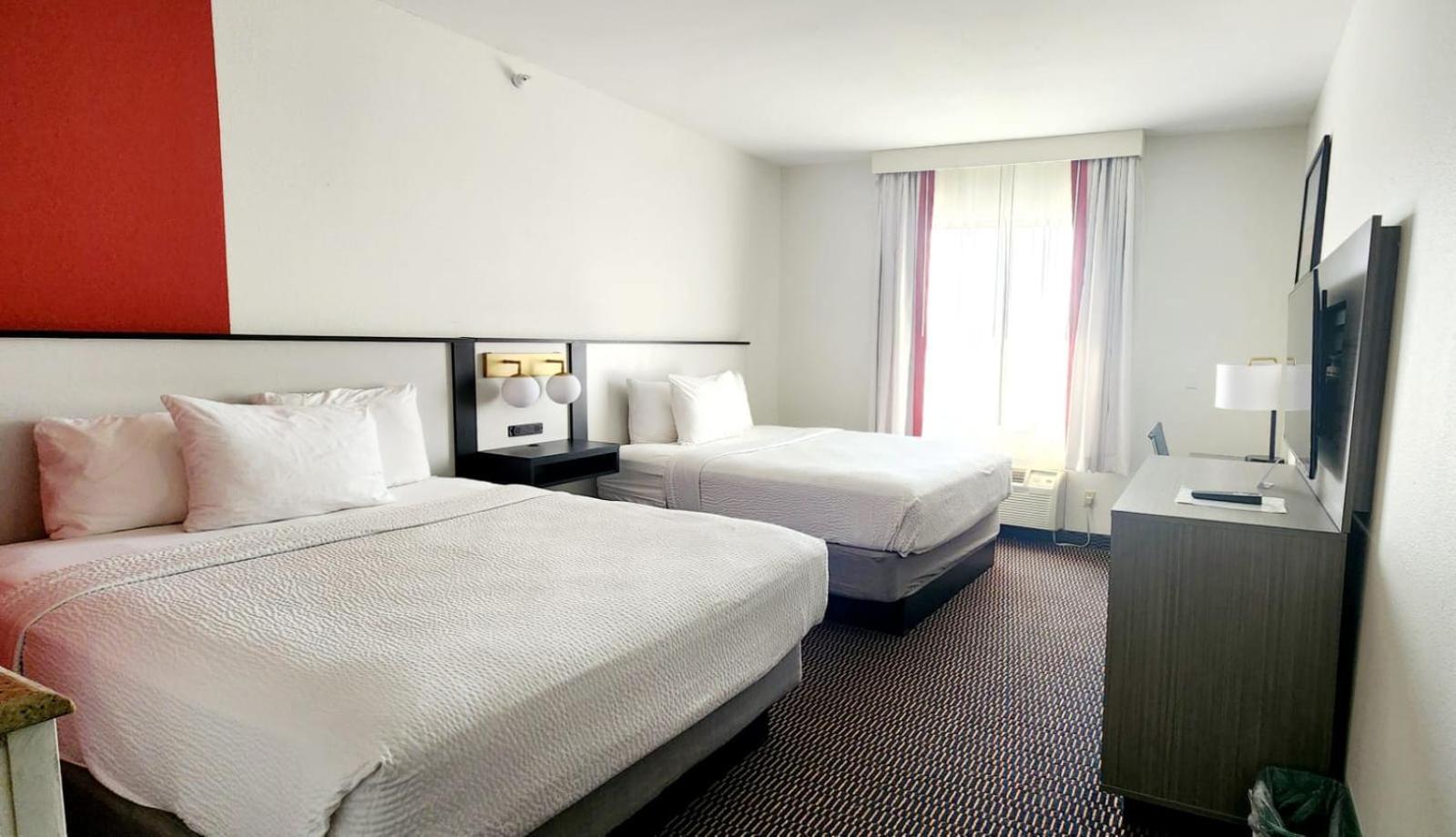 Ramada by Wyndham Columbia photo 45