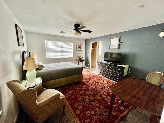Terrace Park Inn photo 10