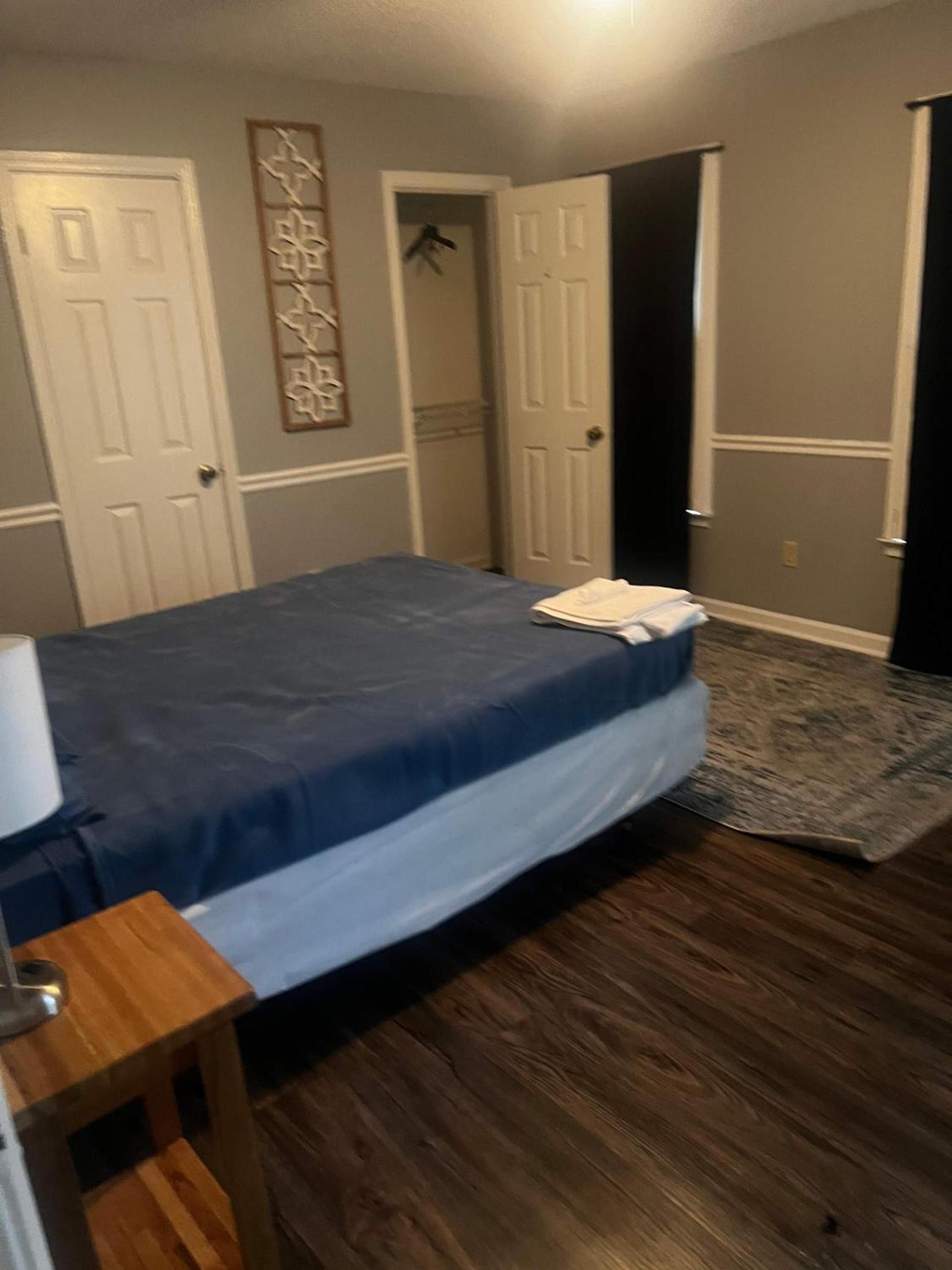 Cozy in Cordova-- Close to I-40 photo 6