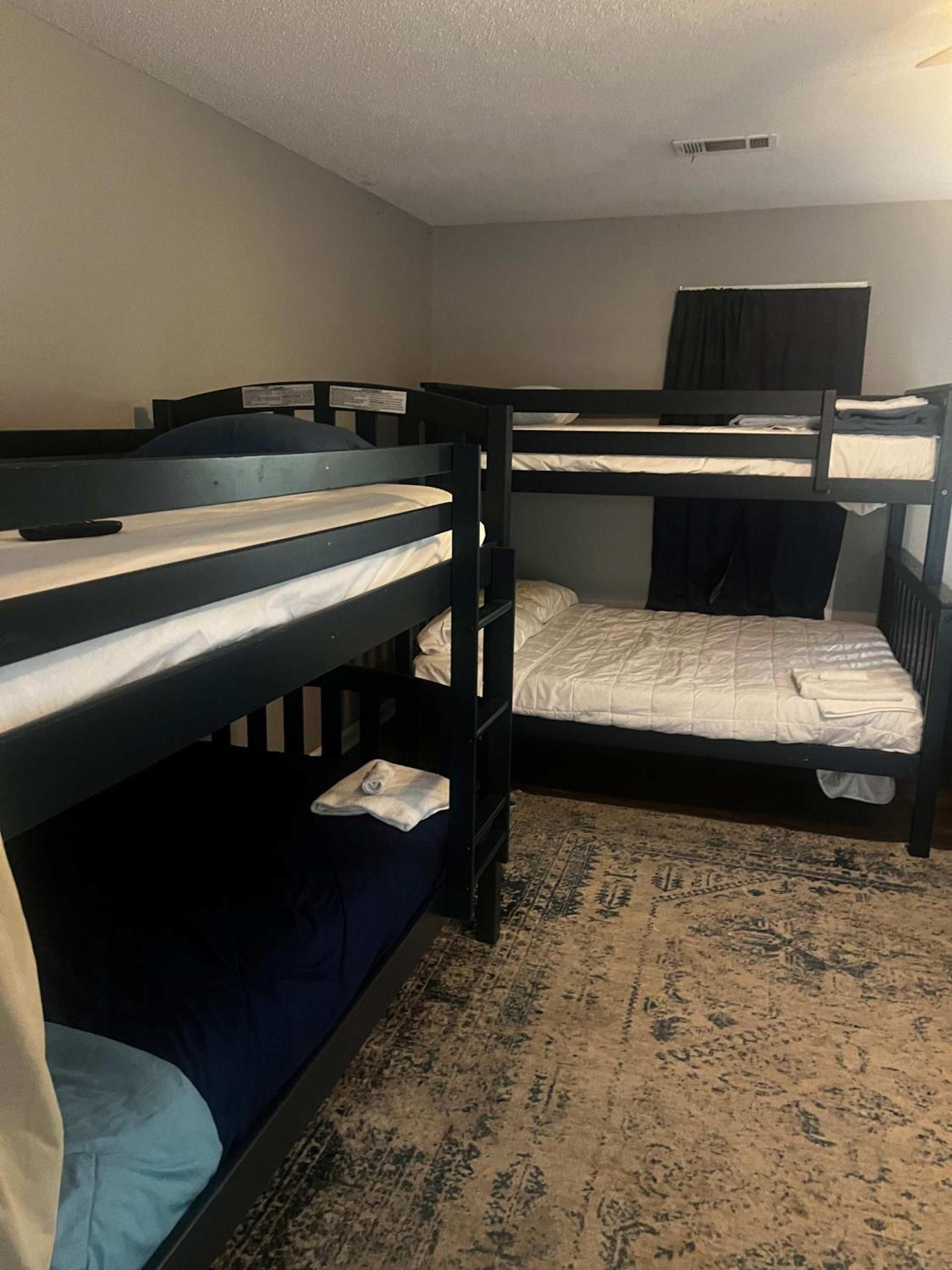 Cozy in Cordova-- Close to I-40 photo 18