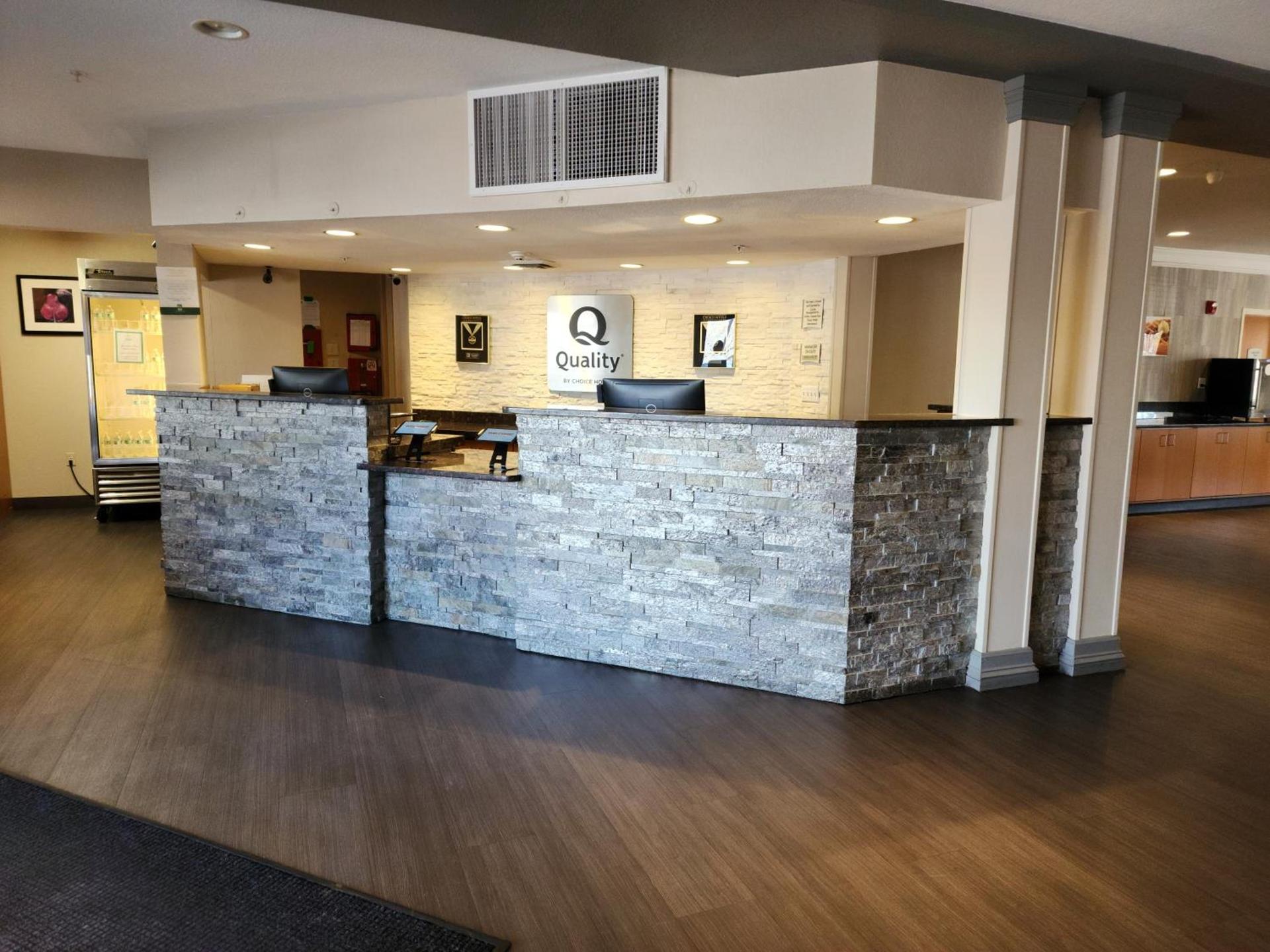 Quality Inn & Suites Denver International Airport photo 52