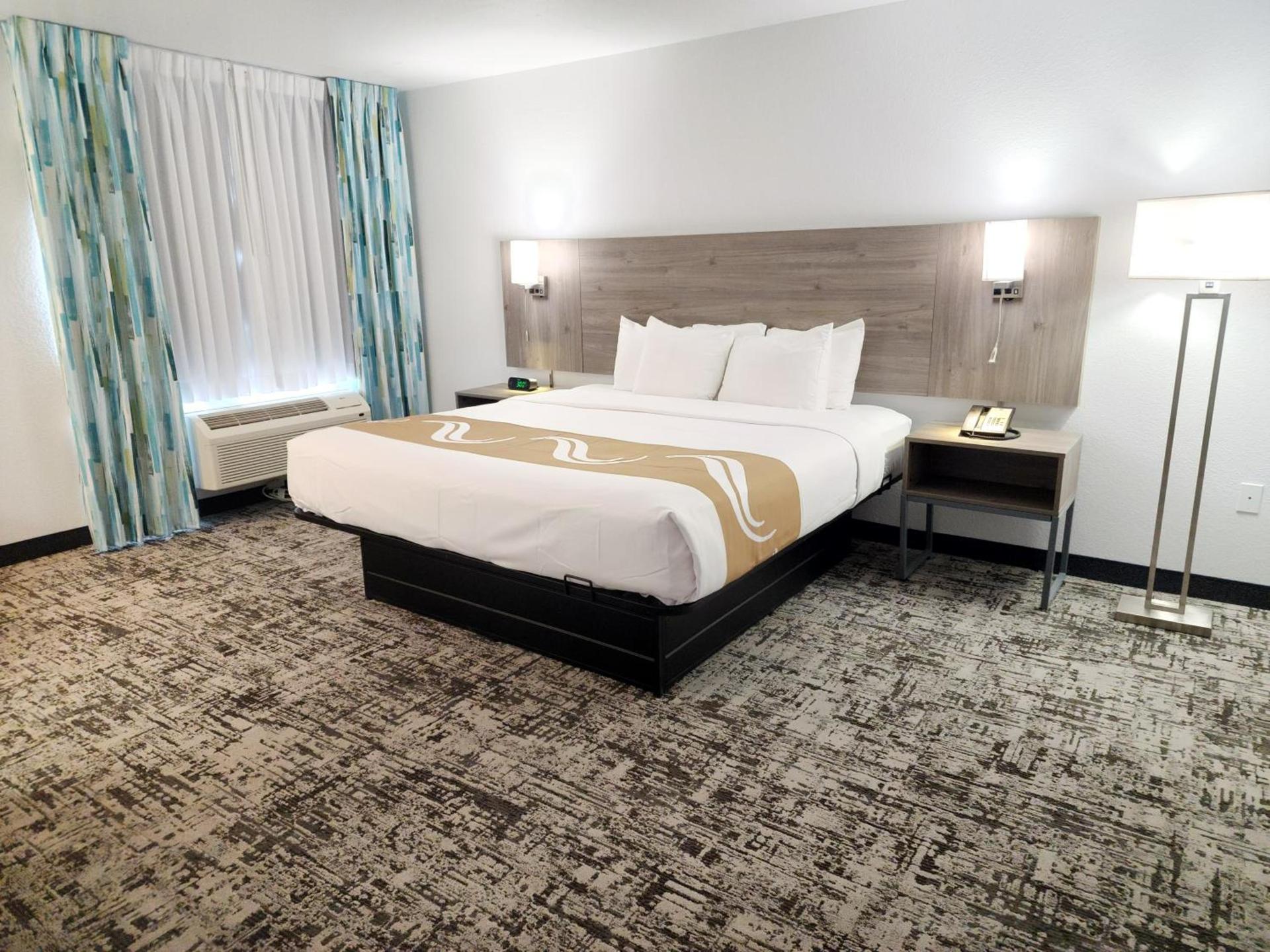 Quality Inn & Suites Denver International Airport photo 46