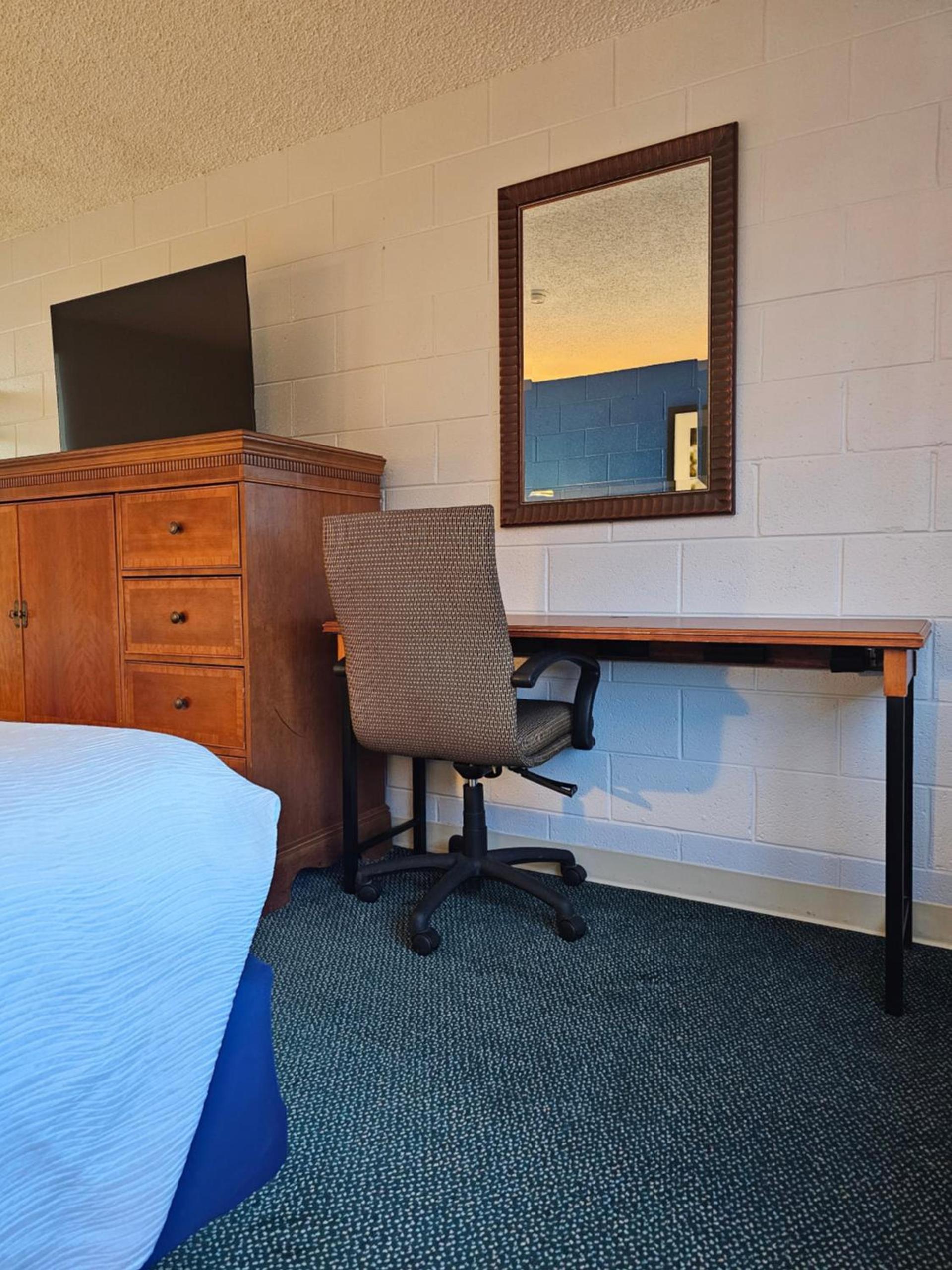 1st Choice Inn Rawlins photo 38