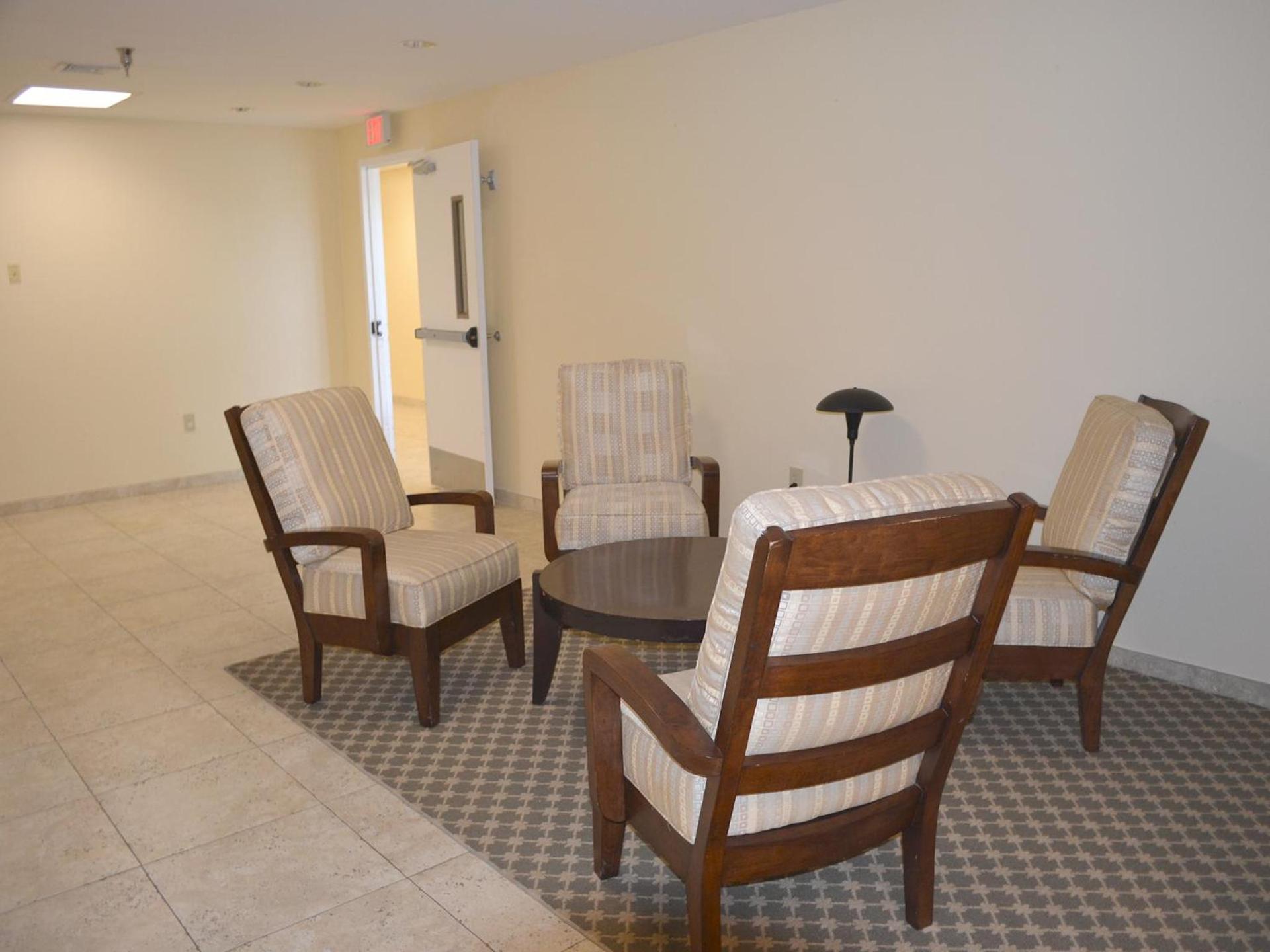 Baymont by Wyndham East Windsor Bradley Airport photo 7
