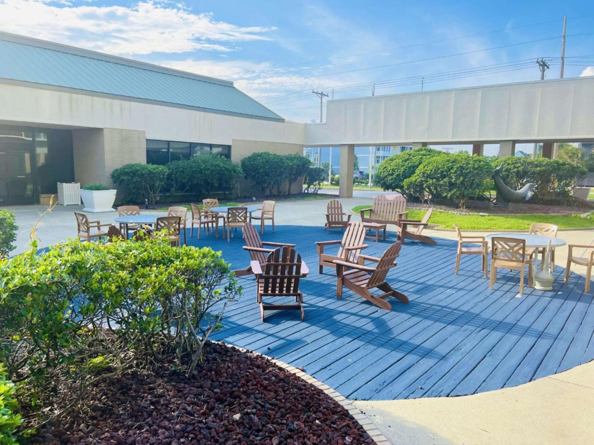DoubleTree by Hilton Atlantic Beach Oceanfront photo 2