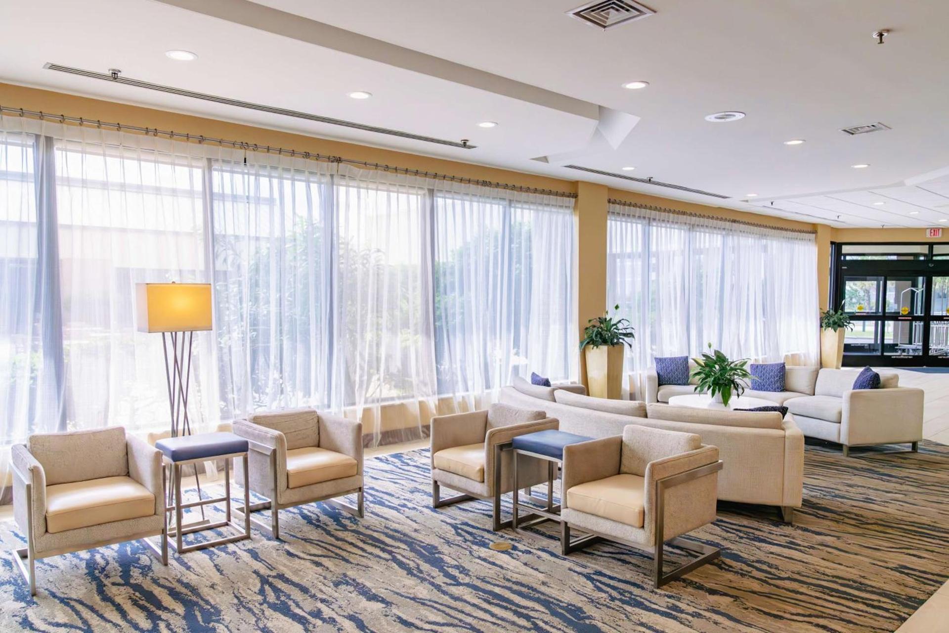 DoubleTree by Hilton Atlantic Beach Oceanfront photo 3