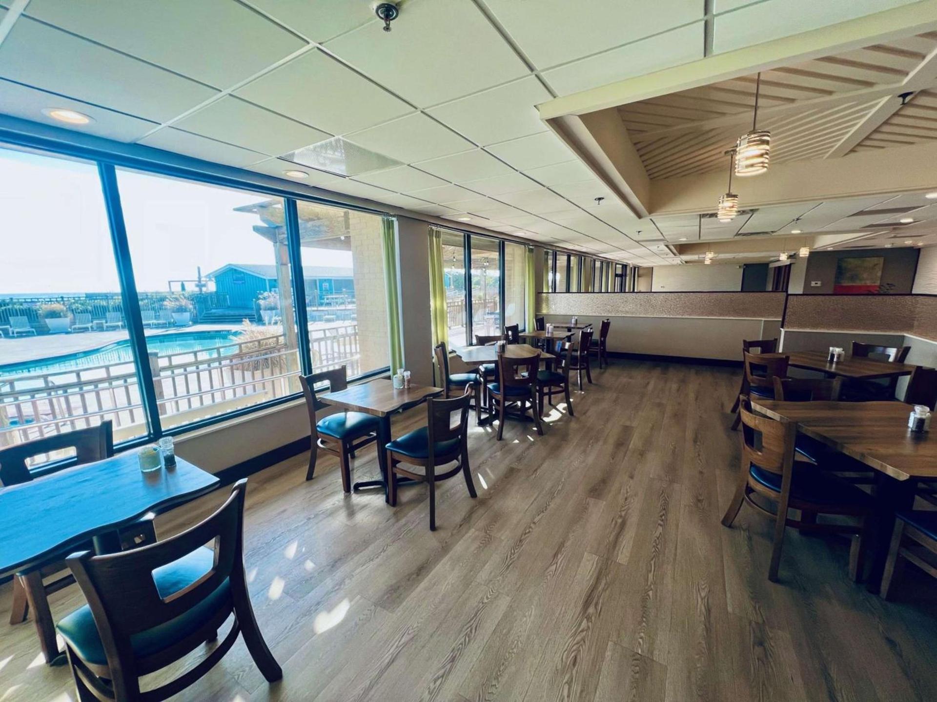 DoubleTree by Hilton Atlantic Beach Oceanfront photo 9