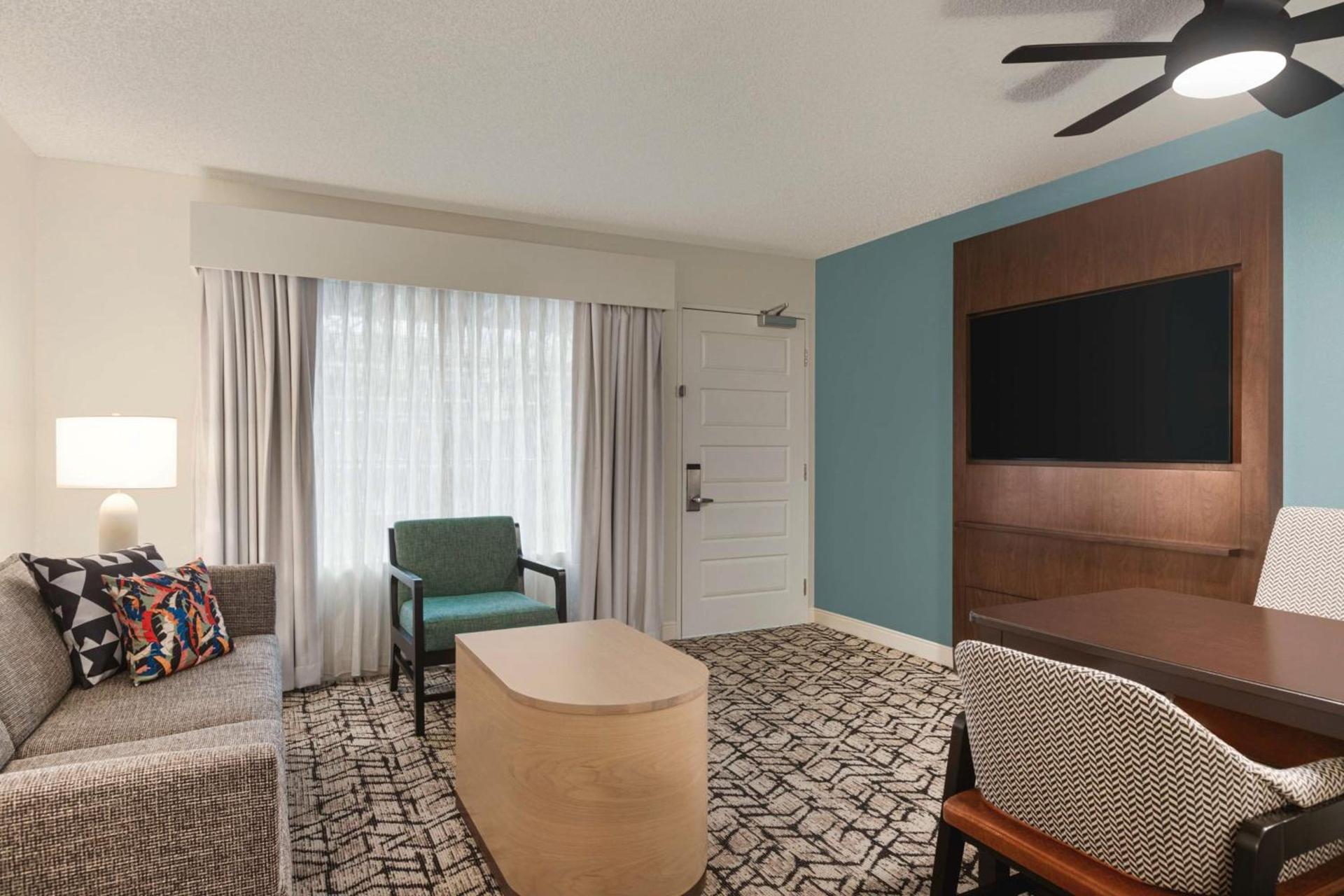 Embassy Suites by Hilton Fort Lauderdale 17th Street photo 16