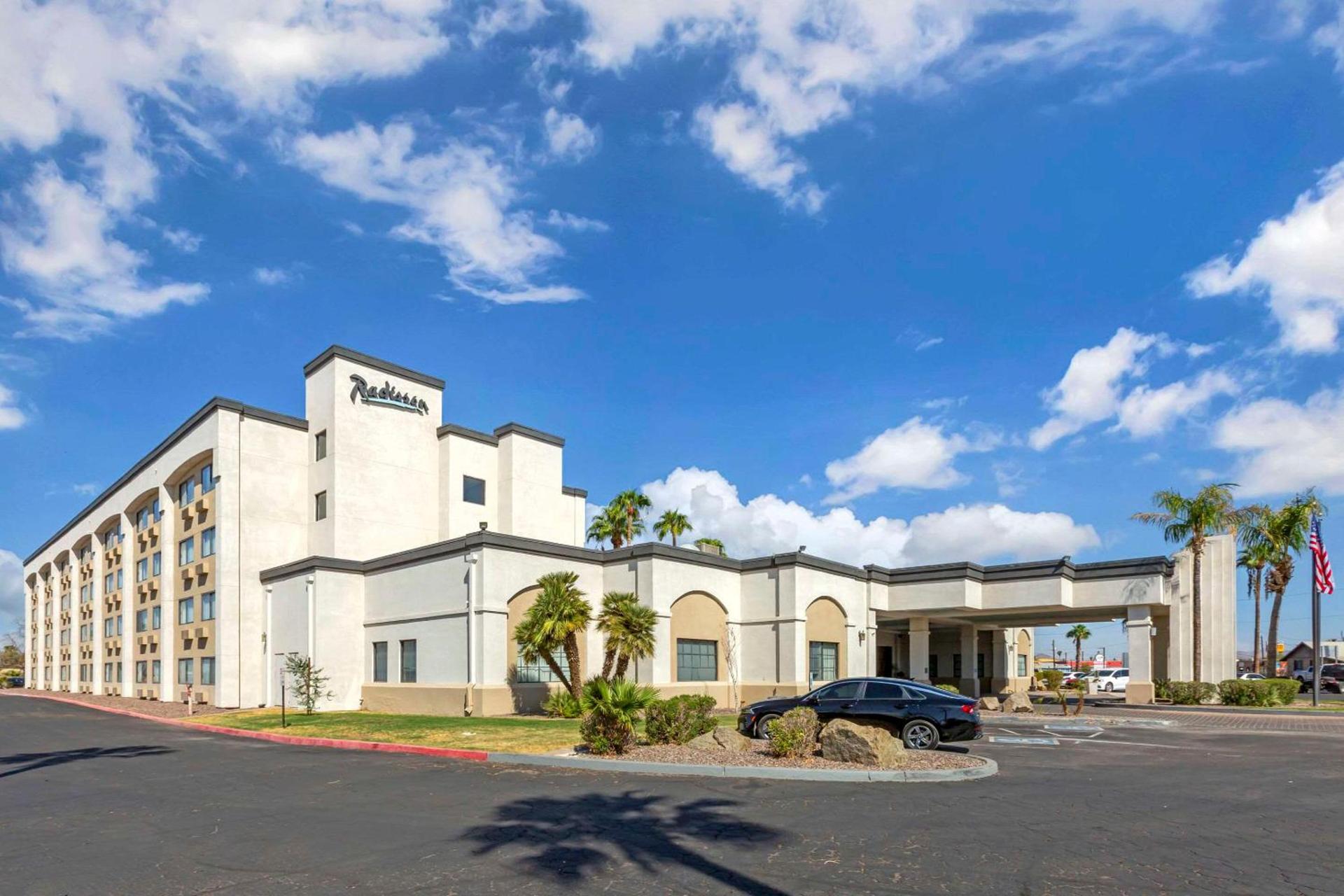 Radisson Hotel Casa Grande photo 2