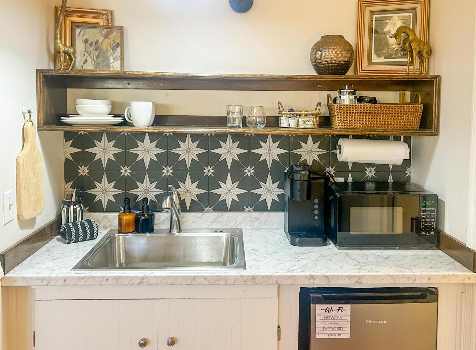 Swank Boutique Suites photo 4