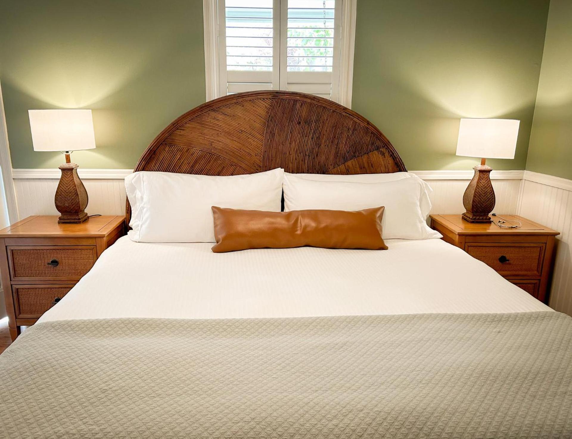 Swank Boutique Suites photo 14