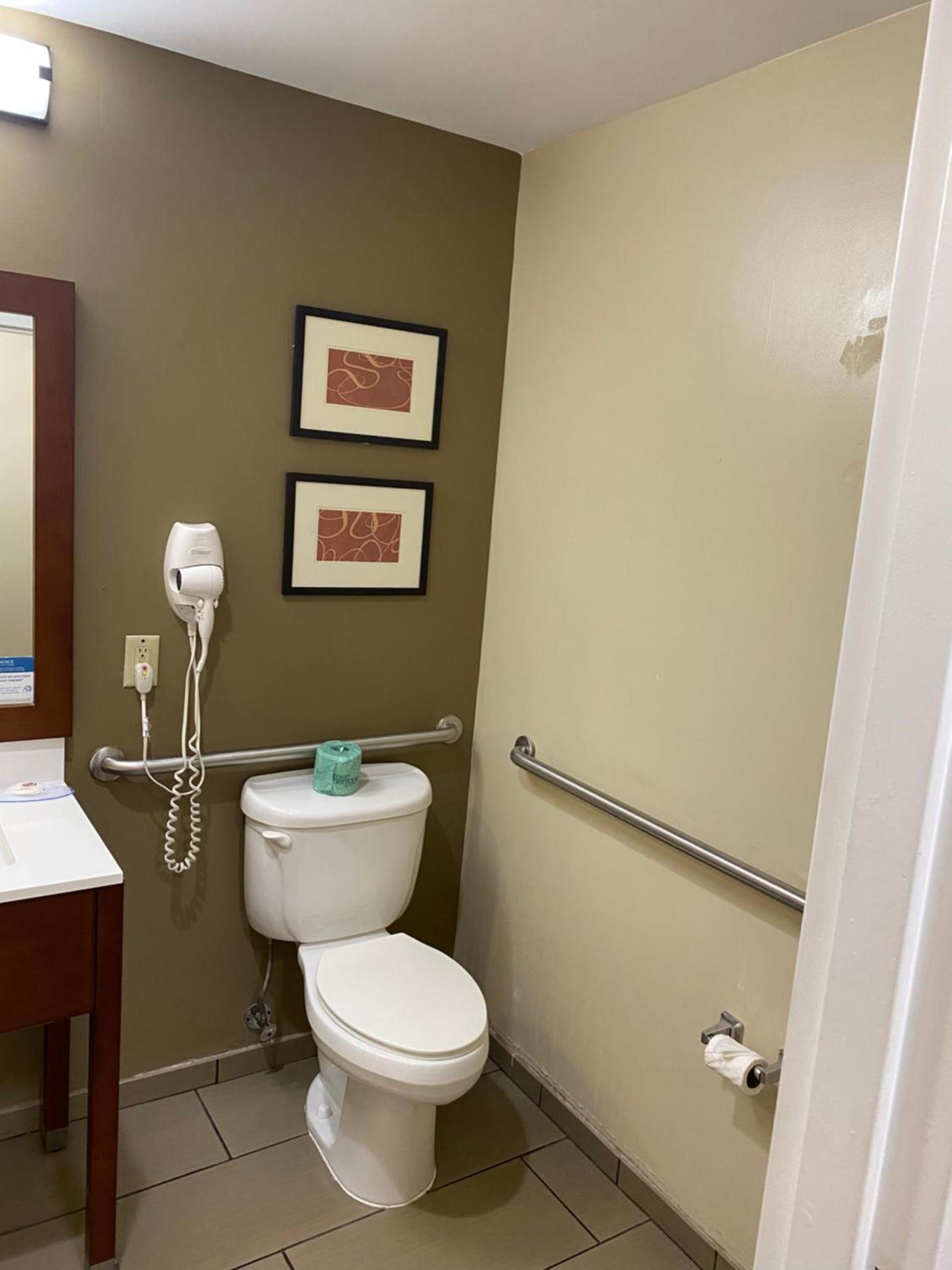 Comfort Inn & Suites Cordele photo 15