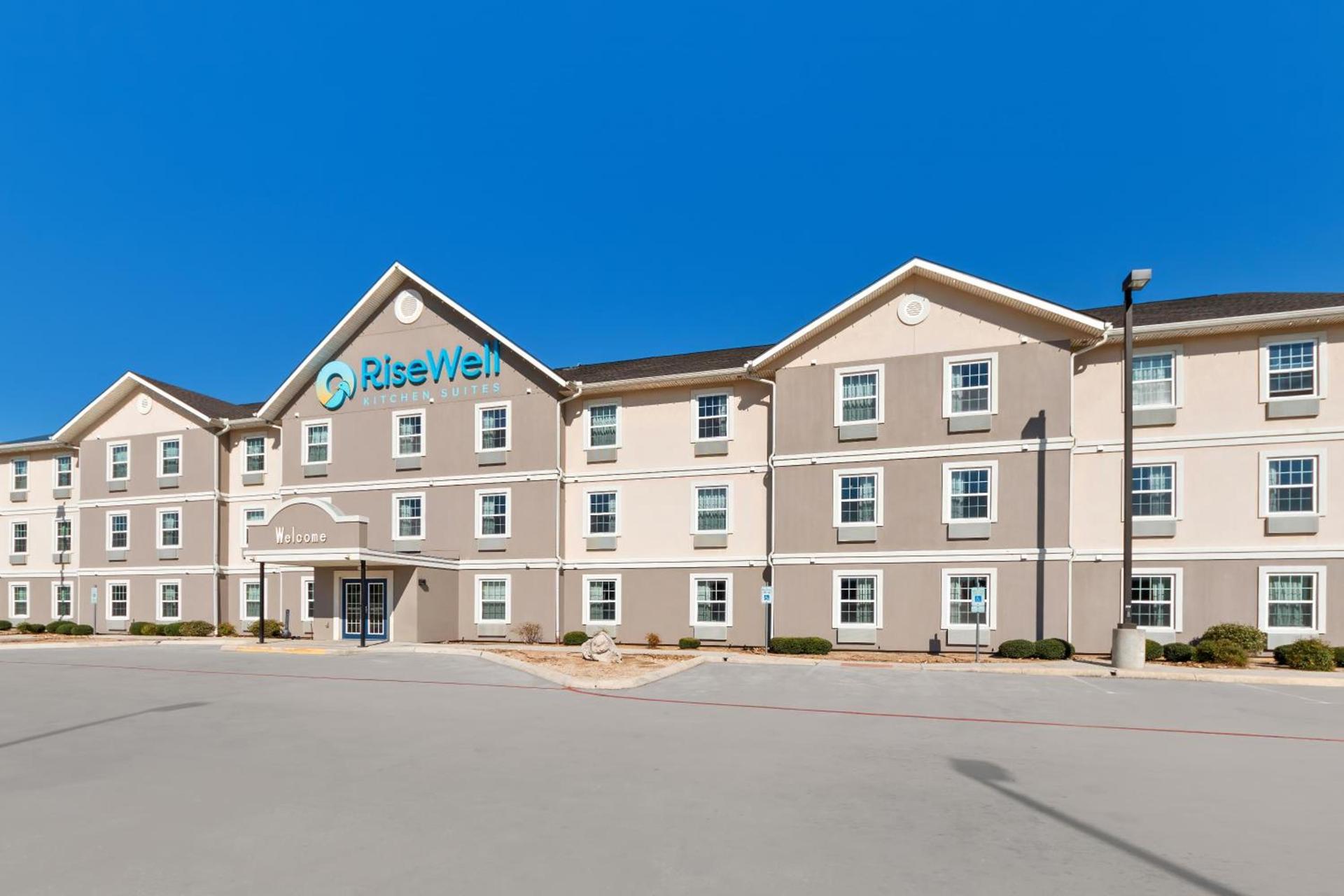 Risewell Kitchen Suites Pleasanton — hotel in Pleasanton