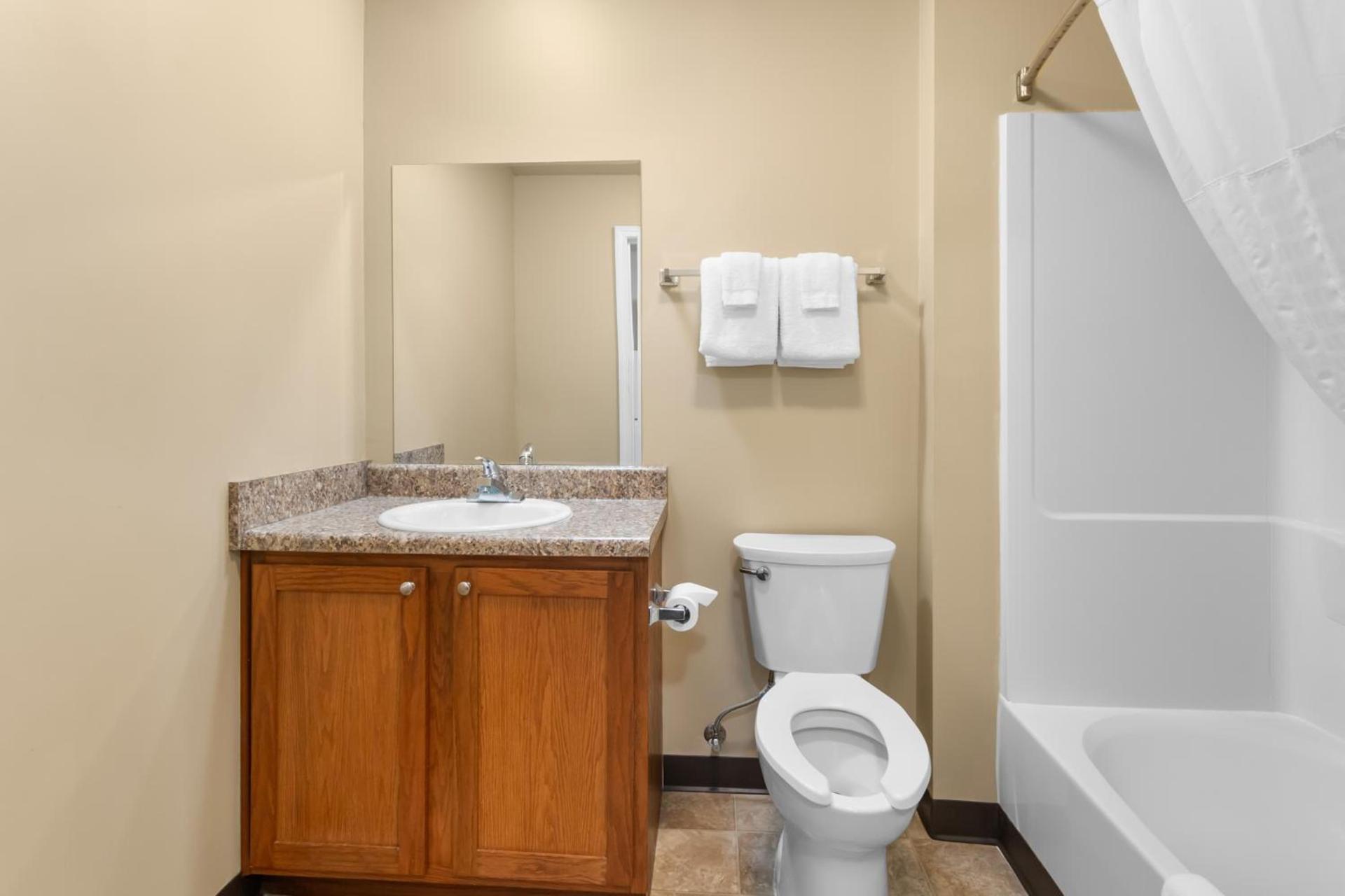 Risewell Kitchen Suites Pleasanton photo 15