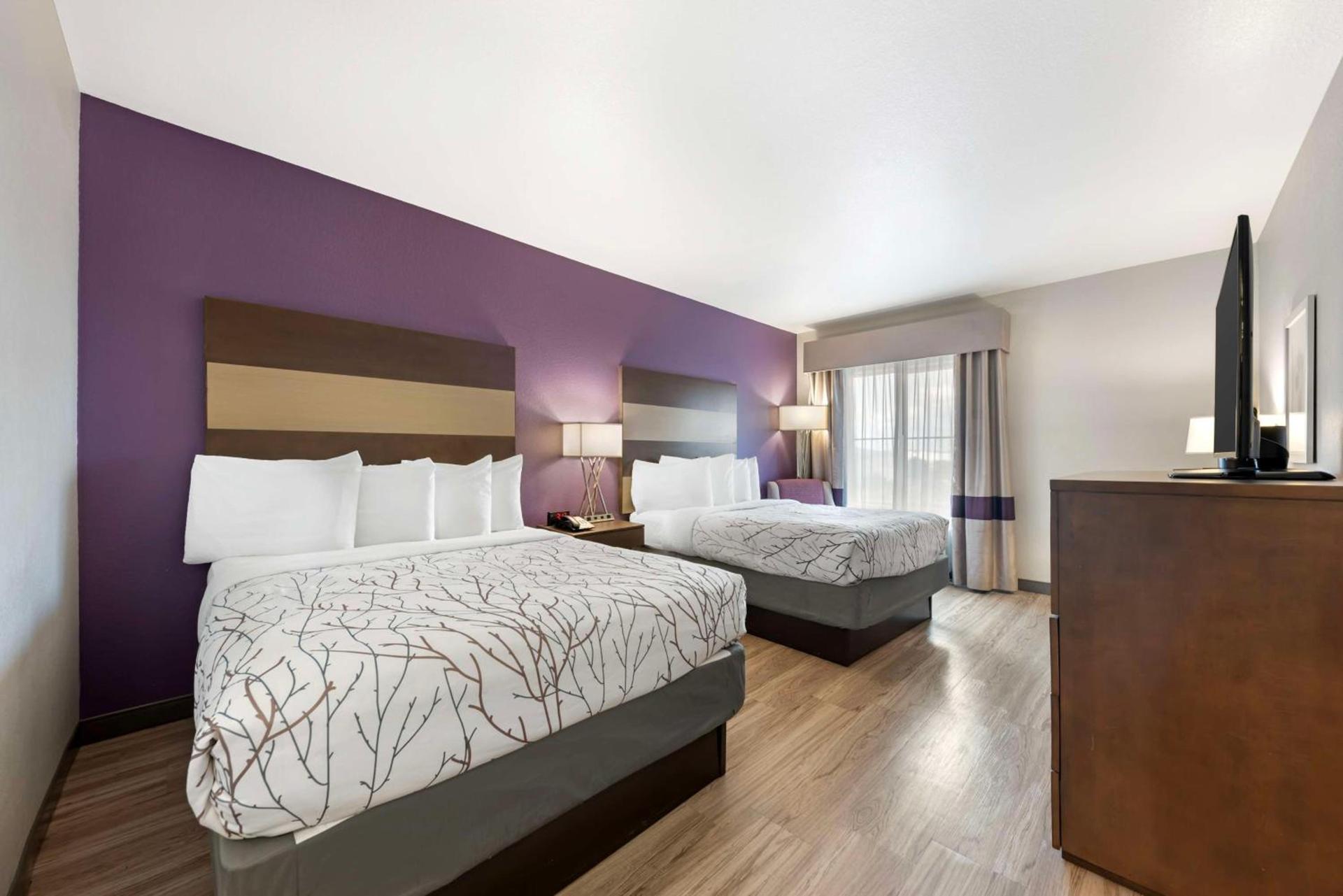 Best Western Plus Buda Austin Inn & Suites photo 18