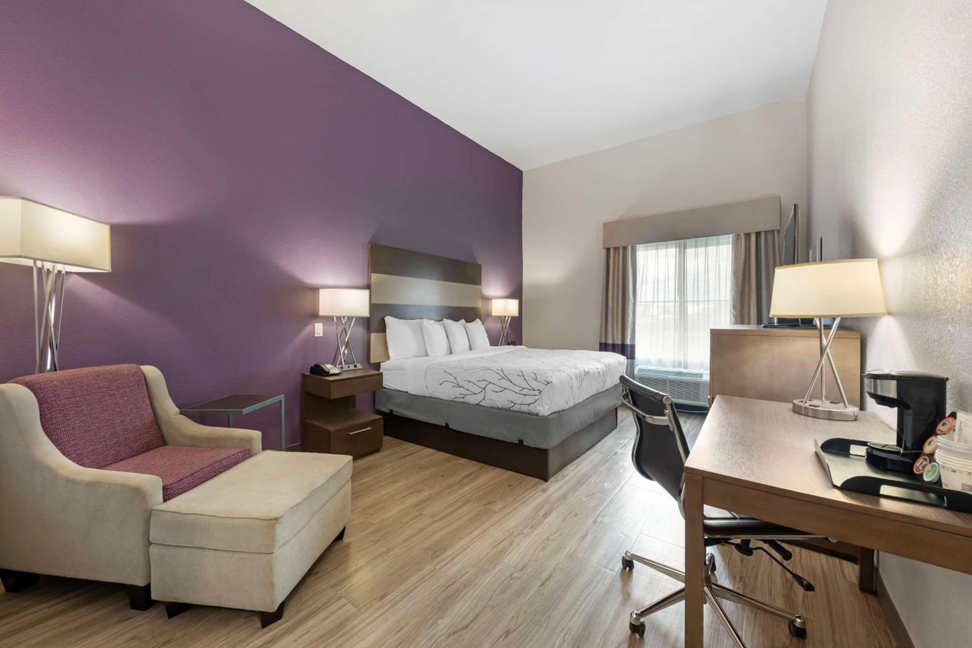 Best Western Plus Buda Austin Inn & Suites photo 6