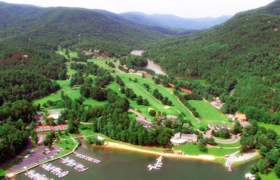 Mountain Loft Resort - Lake Lure, NC photo 17