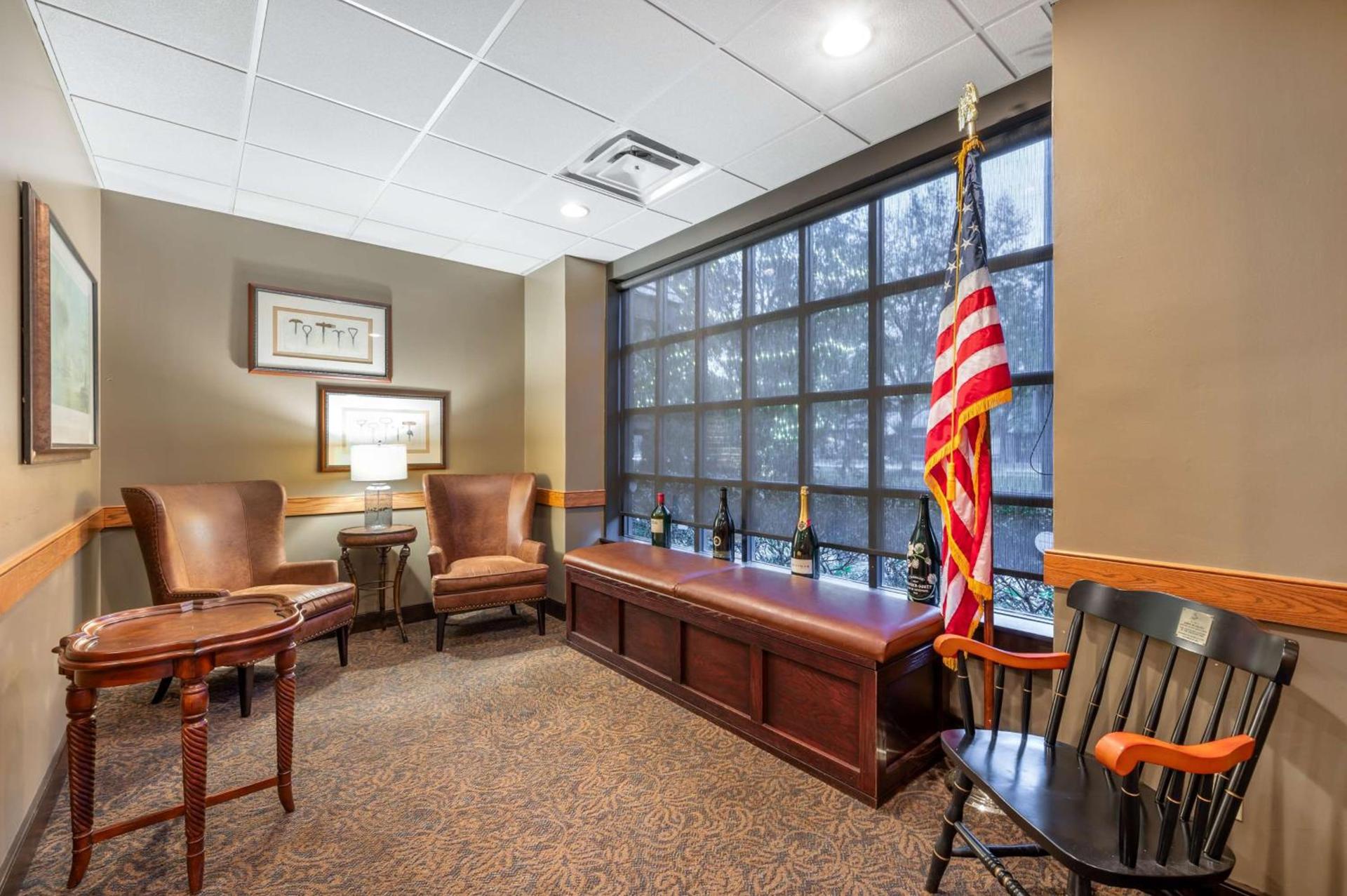 Best Western Premier Mariemont Inn photo 13
