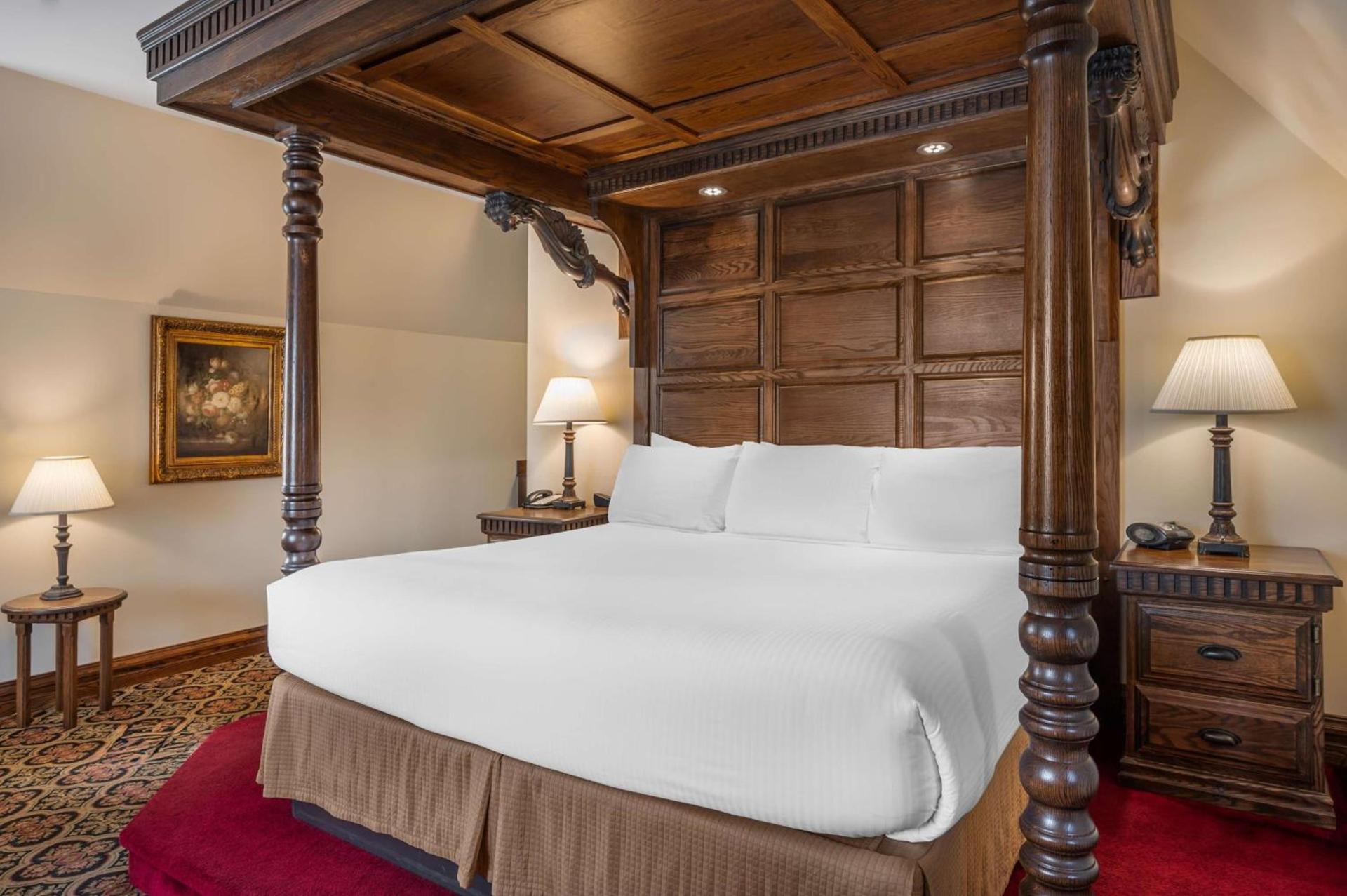 Best Western Premier Mariemont Inn photo 23