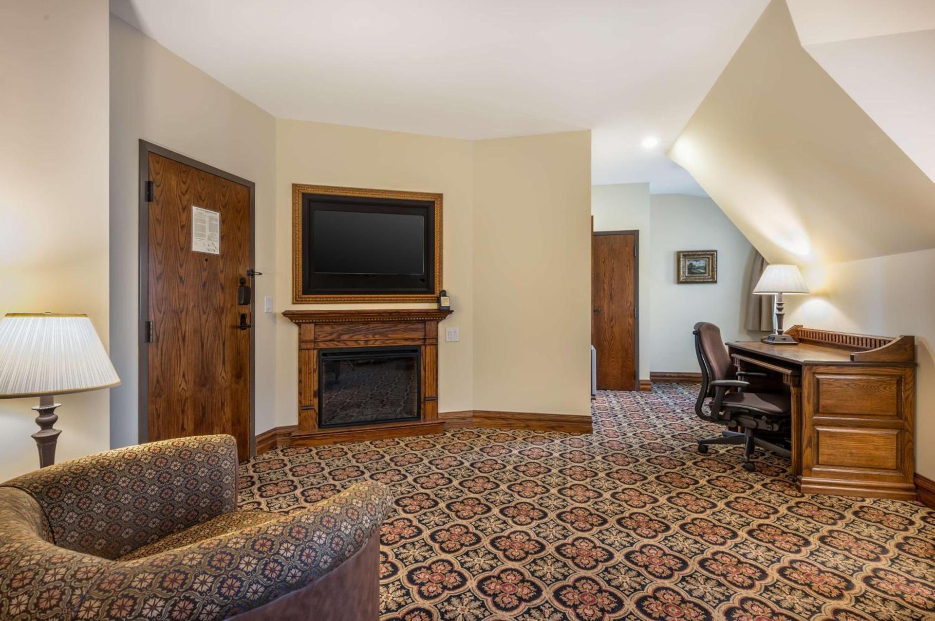 Best Western Premier Mariemont Inn photo 29