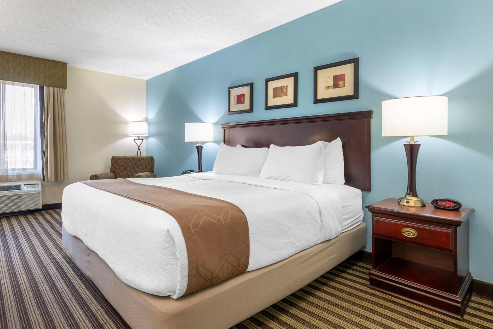 Best Western Plus Sikeston I-55 photo 11