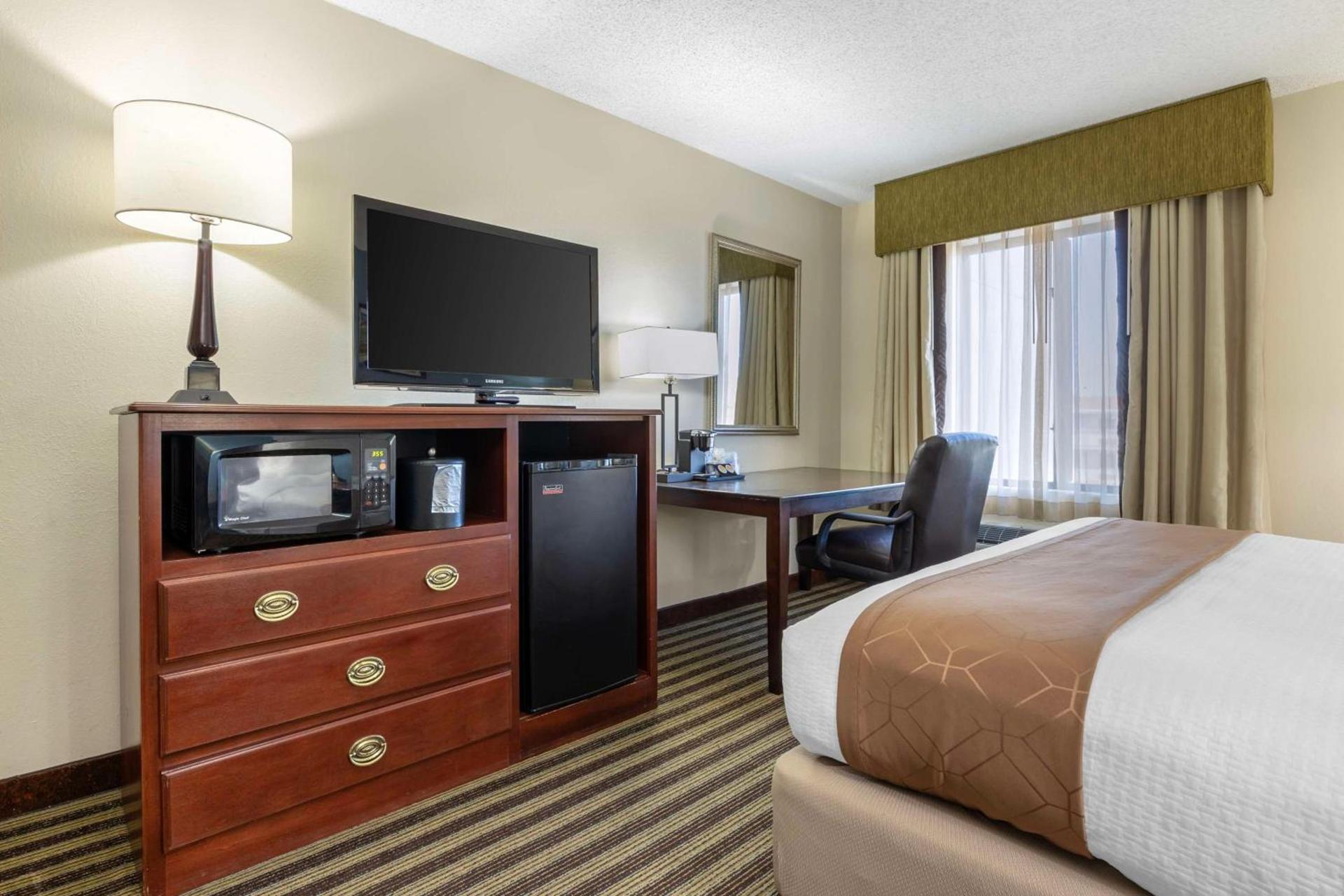 Best Western Plus Sikeston I-55 photo 16