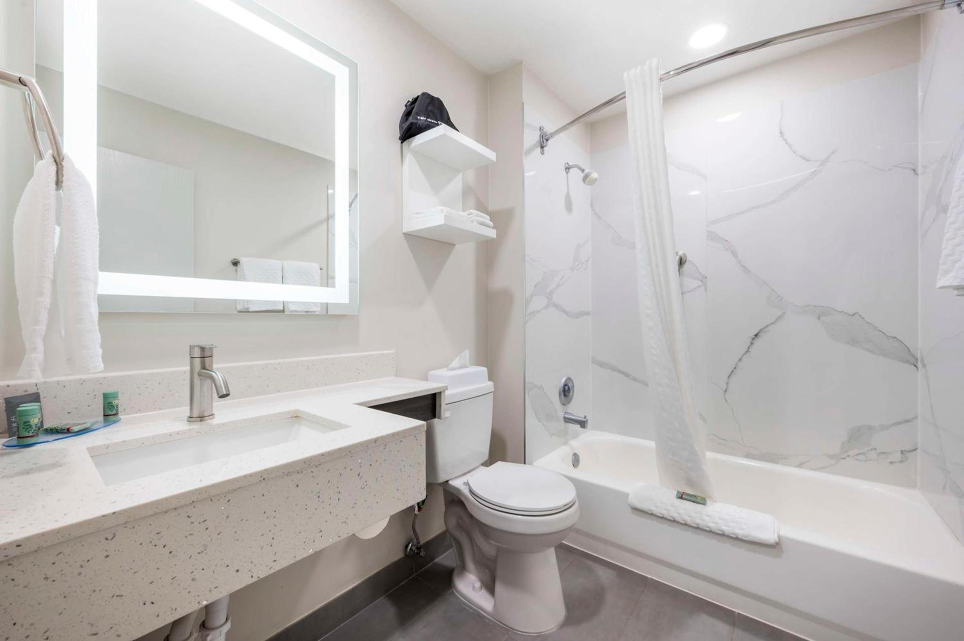Best Western Heartland Inn photo 19